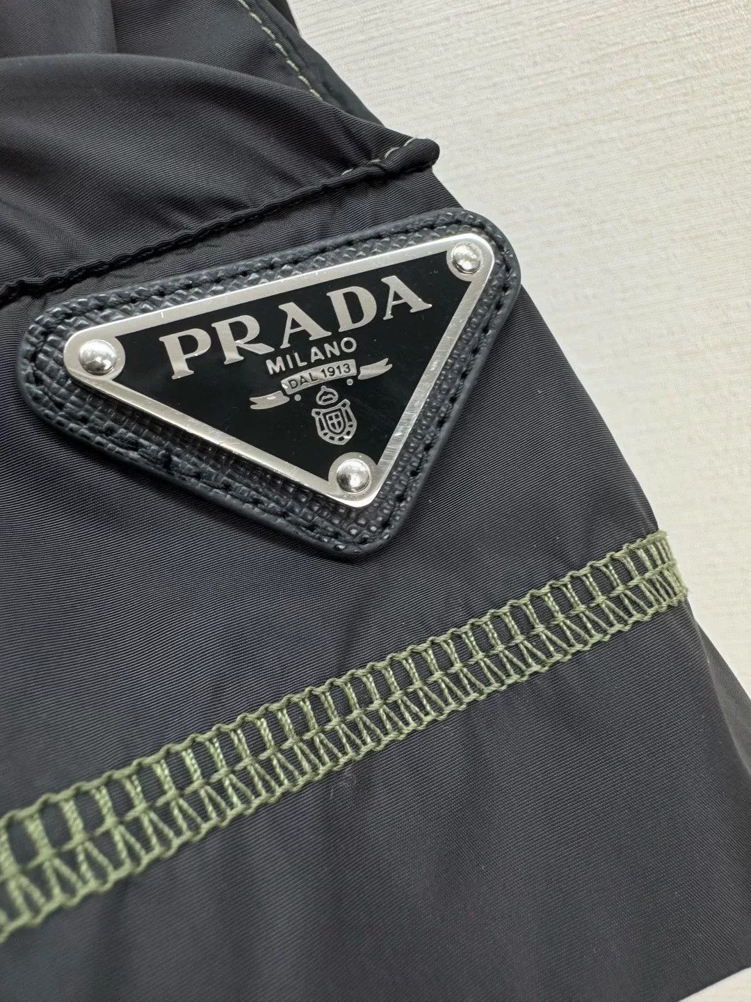 Prada Prada Steel Logo Cargo Shorts Size 40" / US 18 - 6 Thumbnail