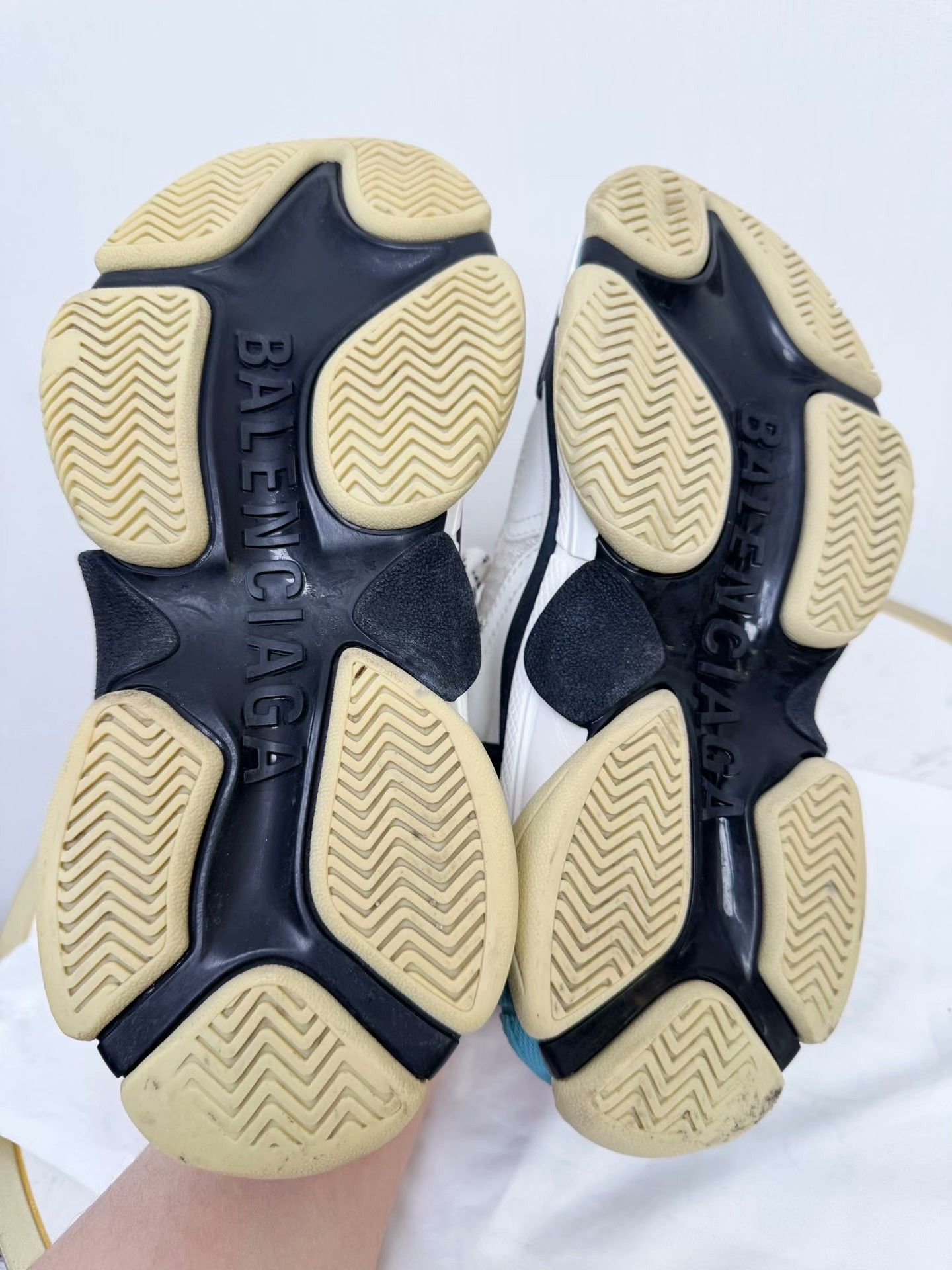 Balenciaga Balenciaga Dad Shoes Size 35 Size US 4 / IT 34 - 9 Thumbnail