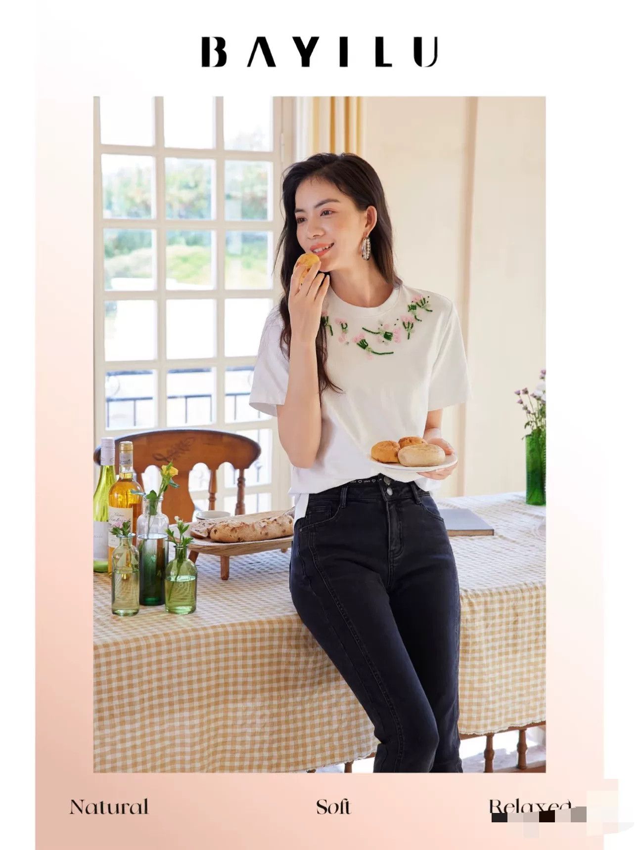 Miu Miu Miumiu Floral Beaded Short-Sleeve Top Size L / US 10 / IT 46 - 7 Thumbnail
