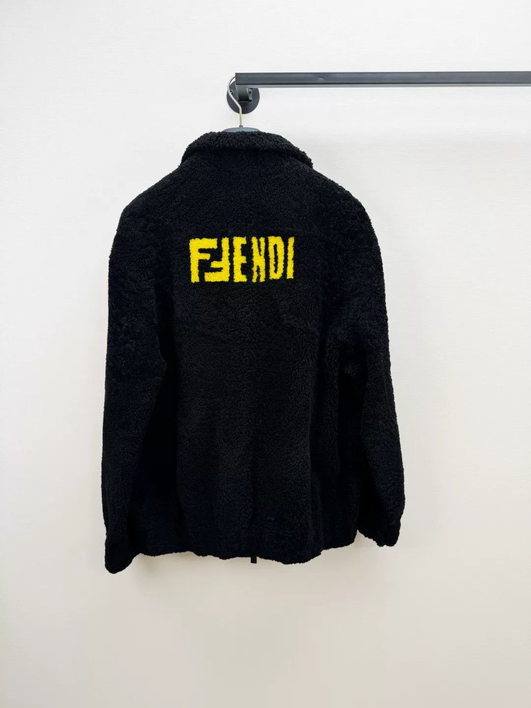 Fendi Fendi New Fur Coat with Tags Size US M / EU 48-50 / 2 - 3 Thumbnail