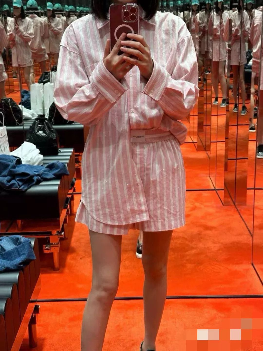 Alexander Wang Alexander Wang Crystal Shorts XS Size 25" / US 0 / IT 36 - 9 Thumbnail