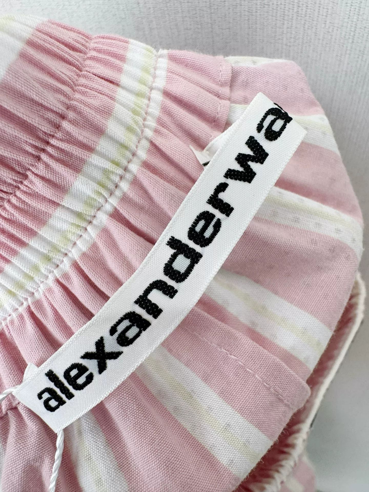 Alexander Wang Alexander Wang Crystal Shorts XS Size 25" / US 0 / IT 36 - 4 Thumbnail