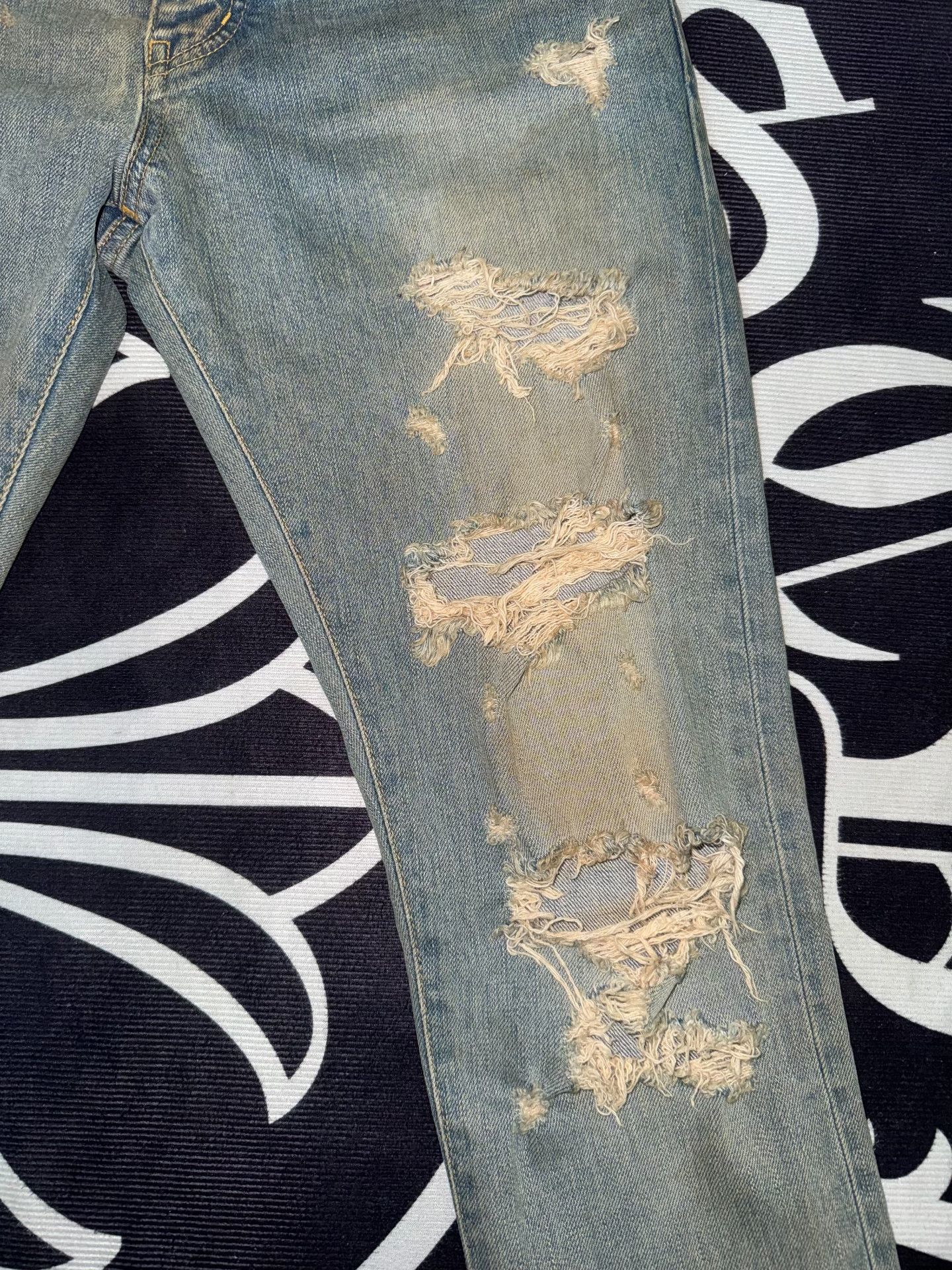 Saint Laurent Paris Saint Laurent SLP Distressed Denim Size US 29 - 5 Thumbnail