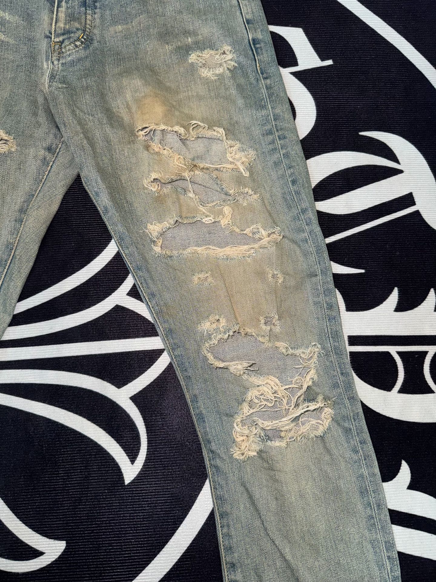 Saint Laurent Paris Saint Laurent SS14 Distressed Denim Jeans Size US 29 - 4 Thumbnail