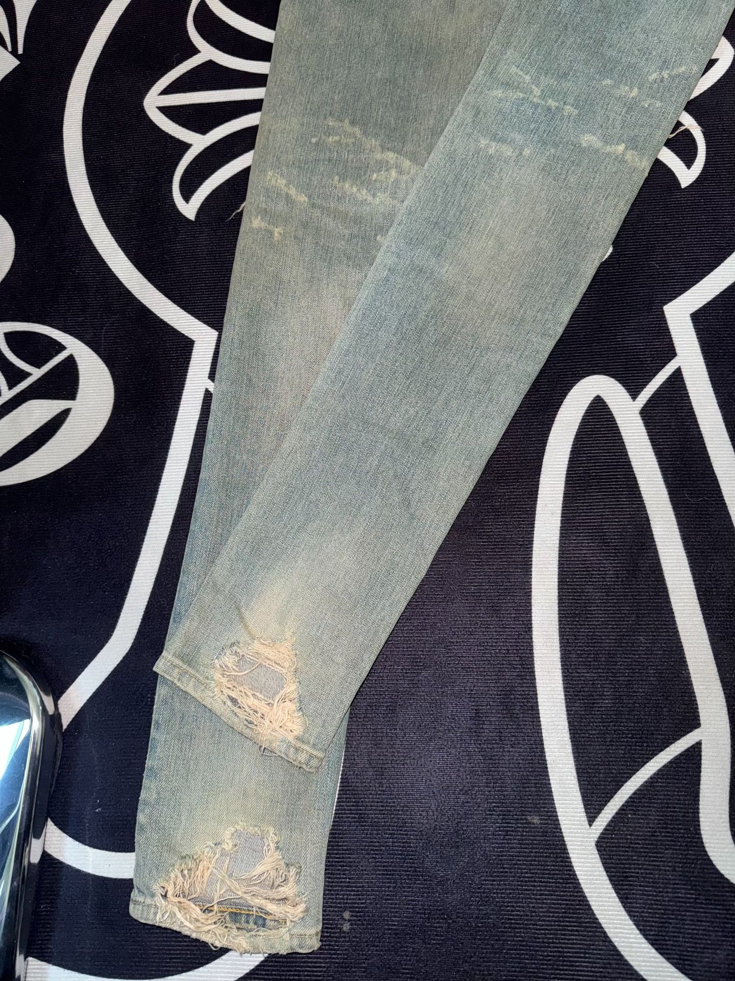 Saint Laurent Paris Saint Laurent 14SS Distressed Jeans Size 26" / US 2 / IT 38 - 4 Thumbnail
