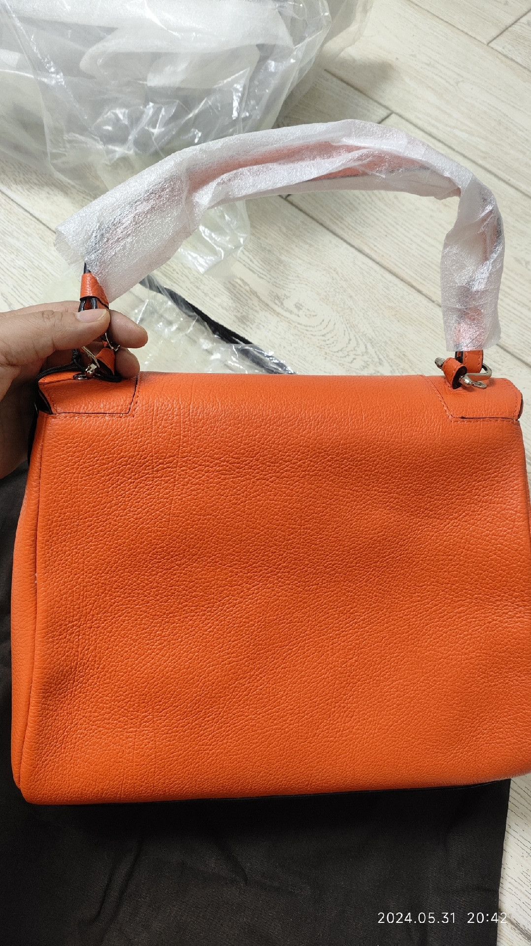 Trussardi Trussardi Medium Orange Leather Handbag Size ONE SIZE - 3 Thumbnail