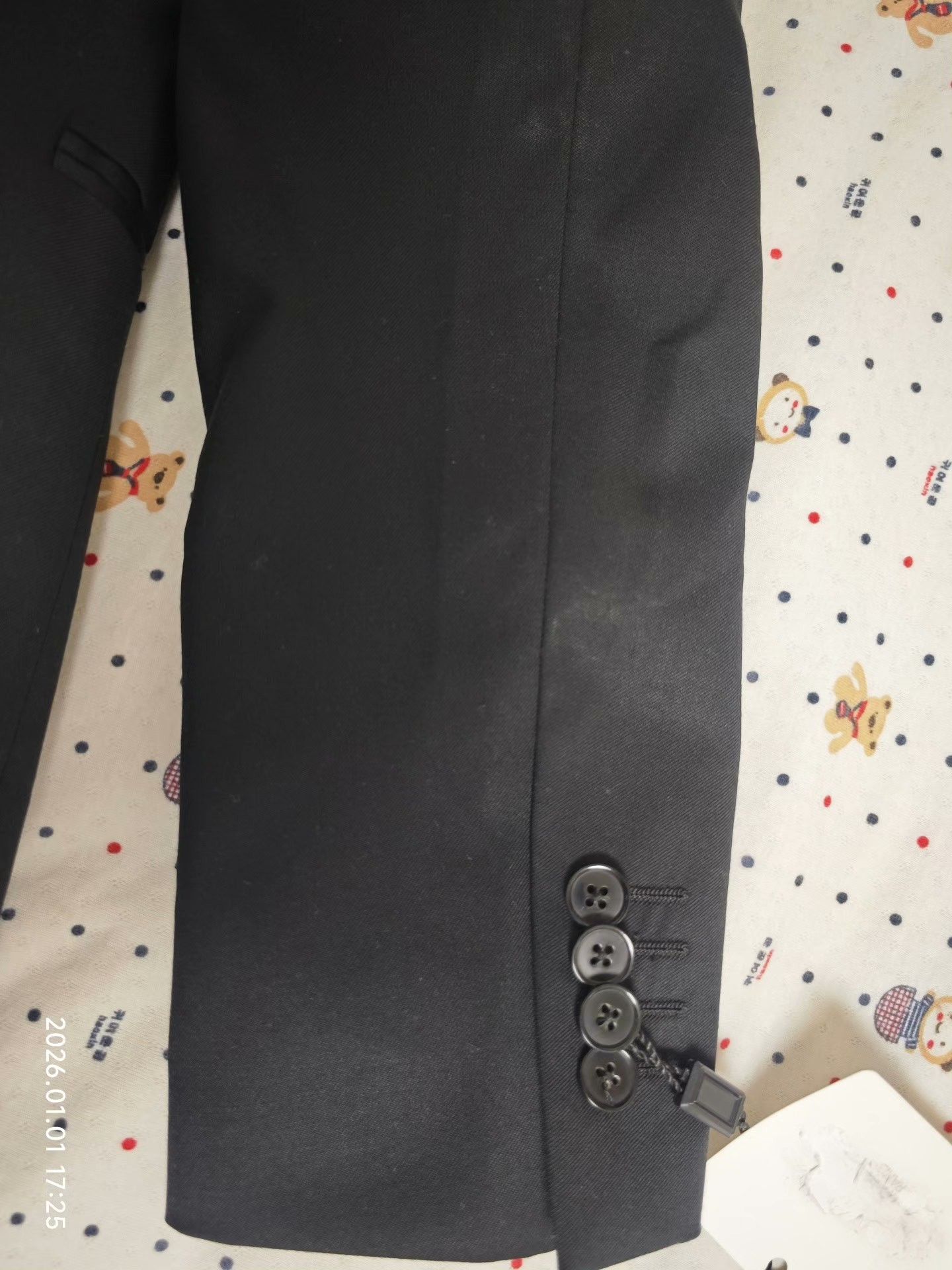 Hermes Hermes Men's Black Wool Suit Size US S / EU 44-46 / 1 - 8 Thumbnail