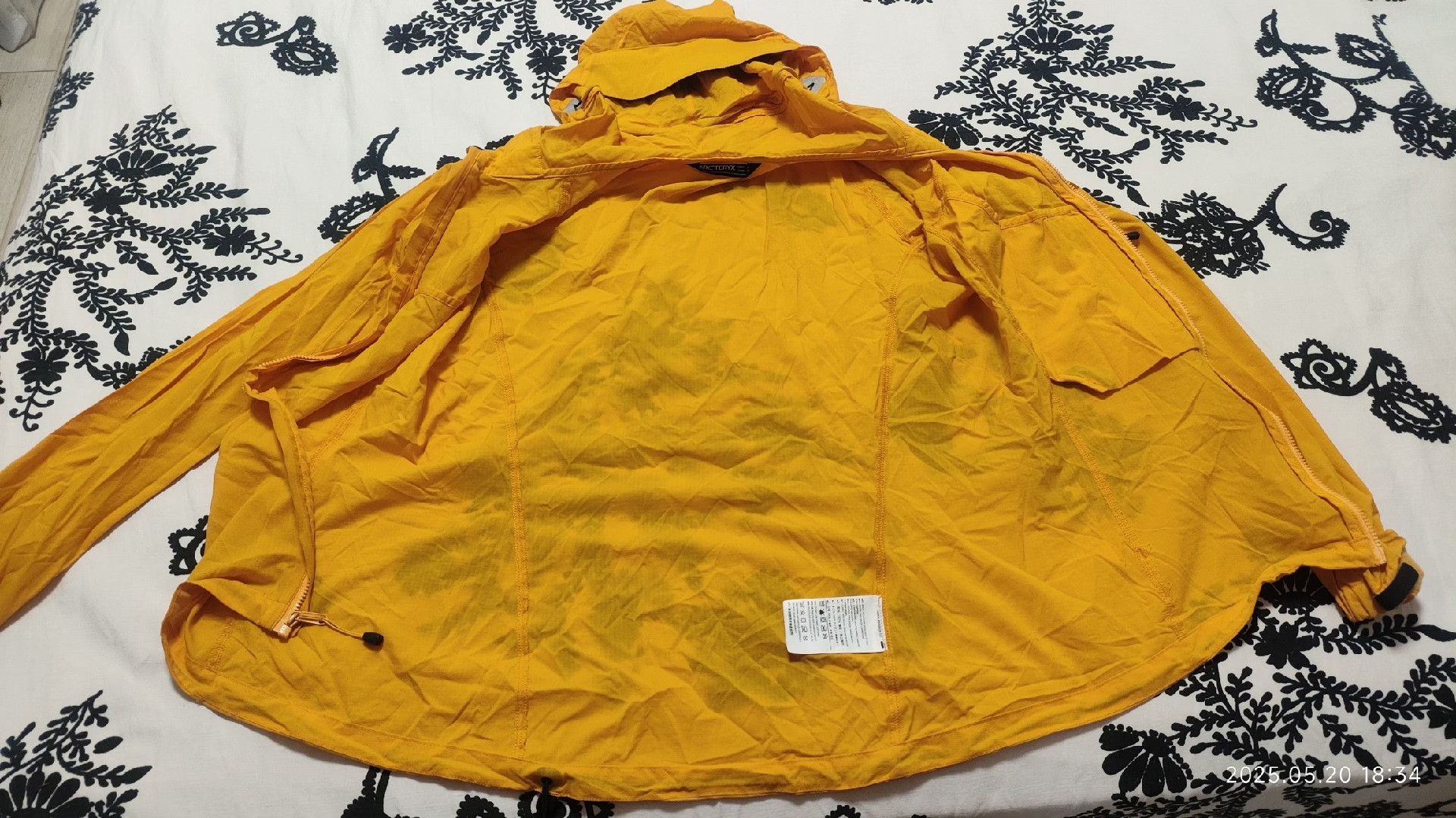 Arc'teryx Arc'teryx Women's Lightweight Windbreaker S Size S / US 4 / IT 40 - 3 Thumbnail