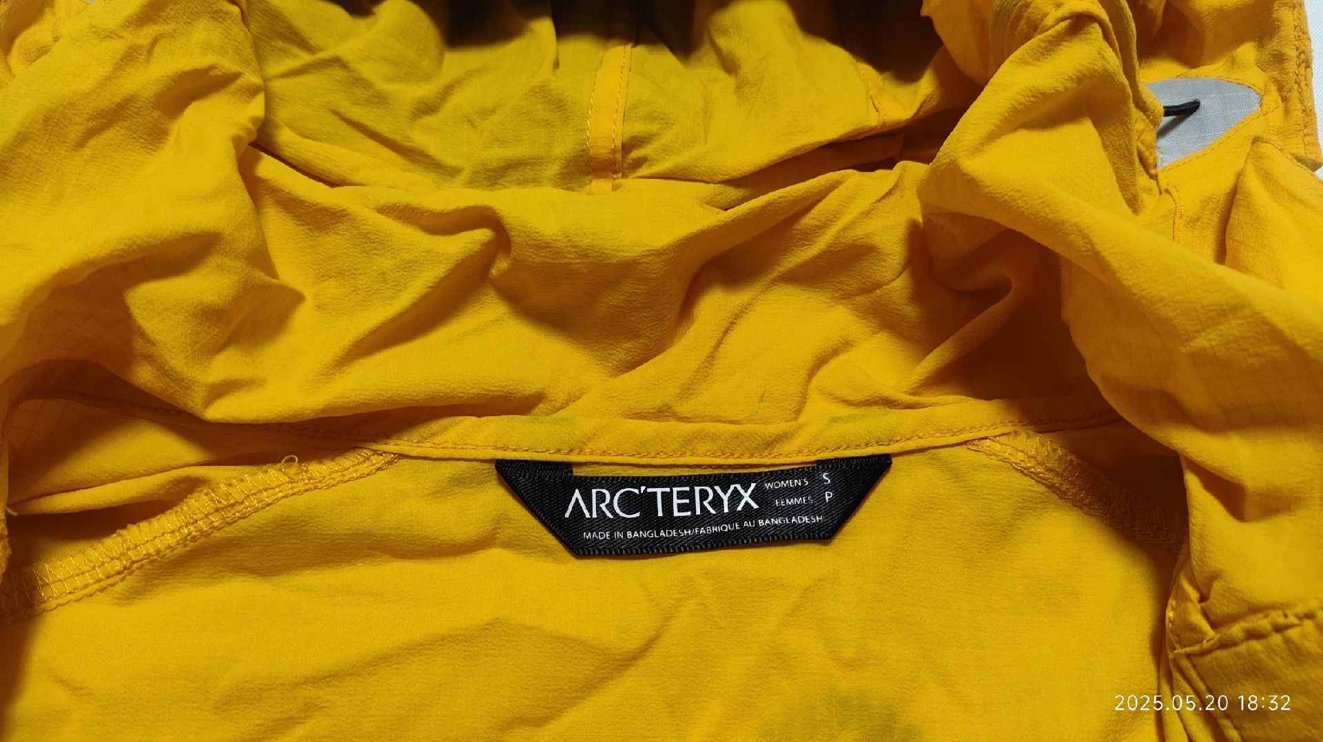 Arc'teryx Arc'teryx Women's Lightweight Windbreaker S Size S / US 4 / IT 40 - 4 Thumbnail