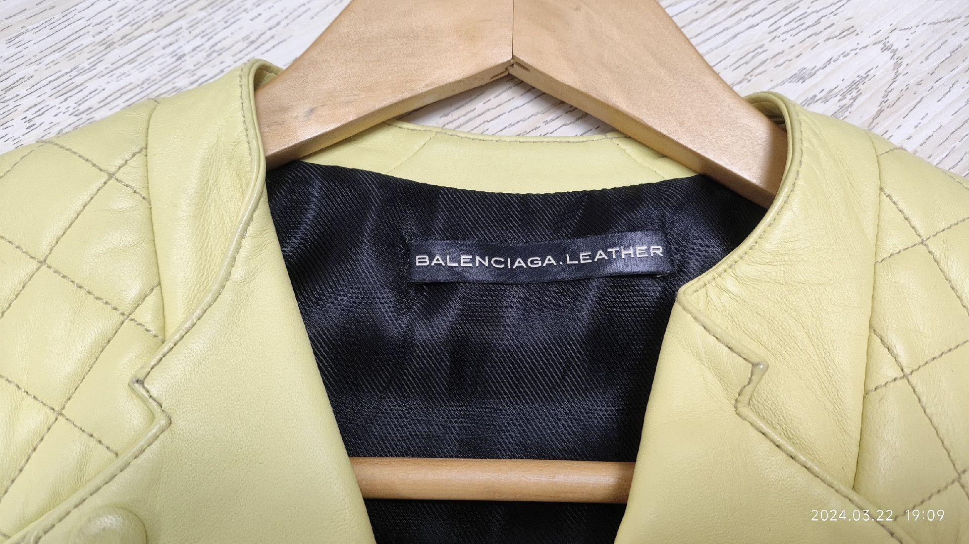 Balenciaga Balenciaga Lemon Yellow Leather Biker Jacket Size XXS / US 00 / IT 34 - 3 Thumbnail