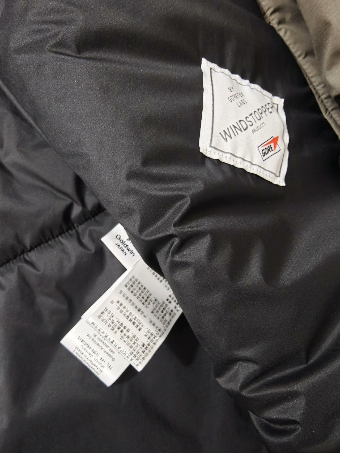 Goldwin Goldwin GORE-TEX Windstopper Jacket Size US L / EU 52-54 / 3 - 7 Thumbnail