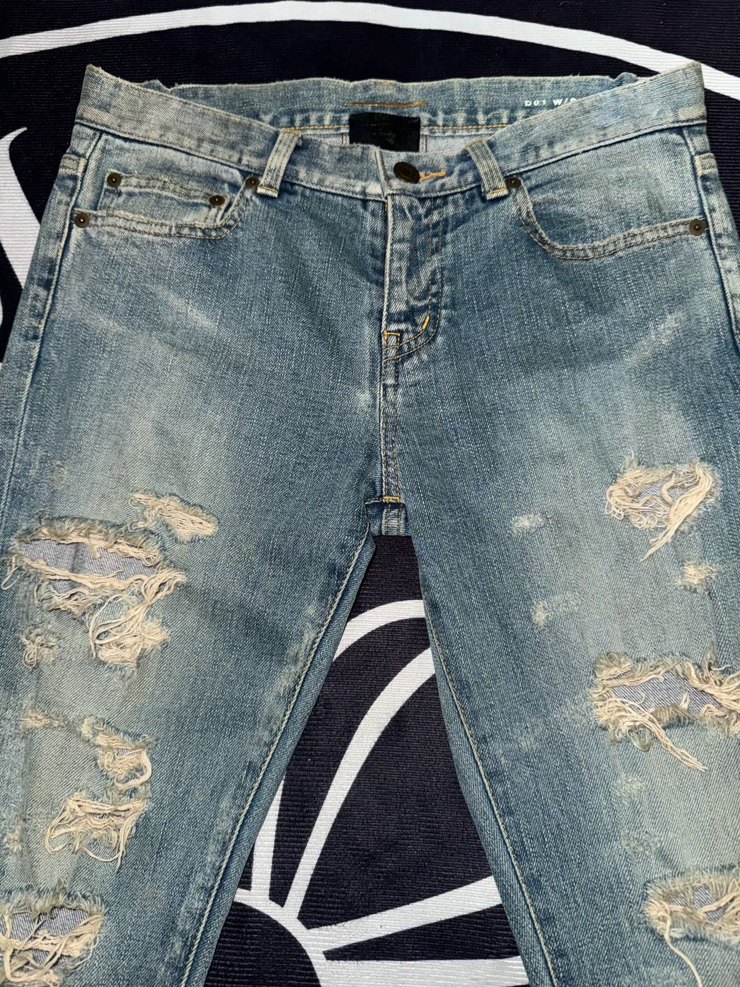 Saint Laurent Paris Saint Laurent SLP 14SS Distressed Jeans Size US 28 / EU 44 - 3 Thumbnail