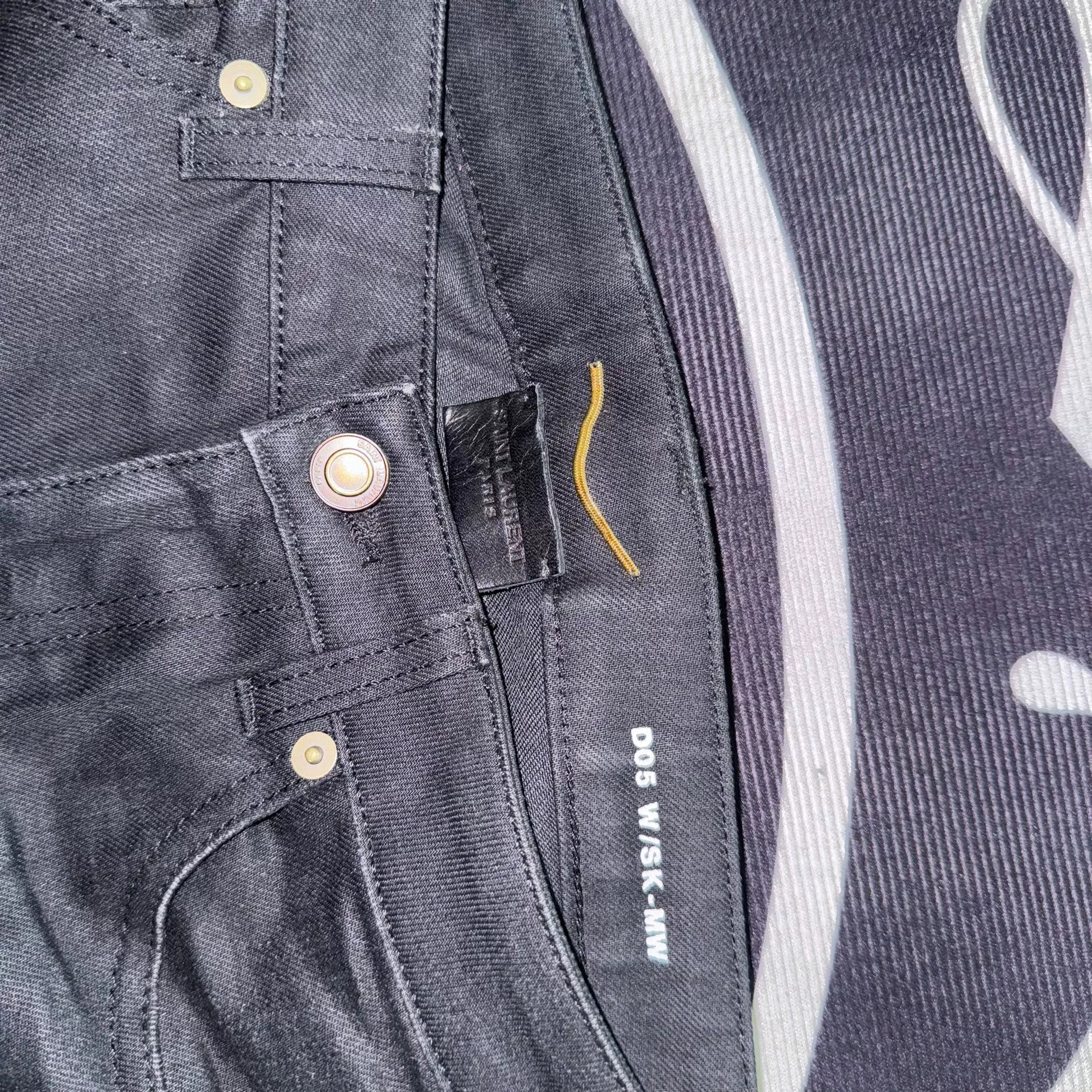Saint Laurent Paris Saint Laurent SLP 18FW Waxed Jeans Size US 27 - 3 Thumbnail