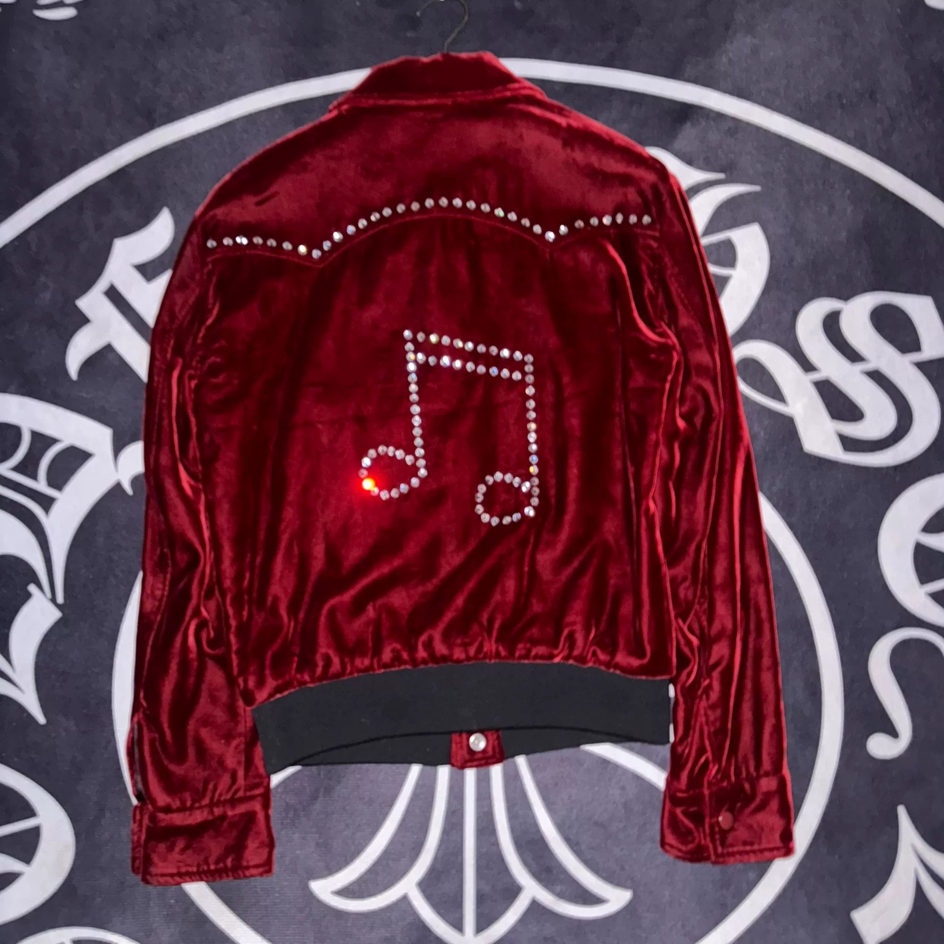 Saint Laurent Paris Saint Laurent 16FW Red Velvet Crystal Note Size US S / EU 44-46 / 1 - 2 Thumbnail