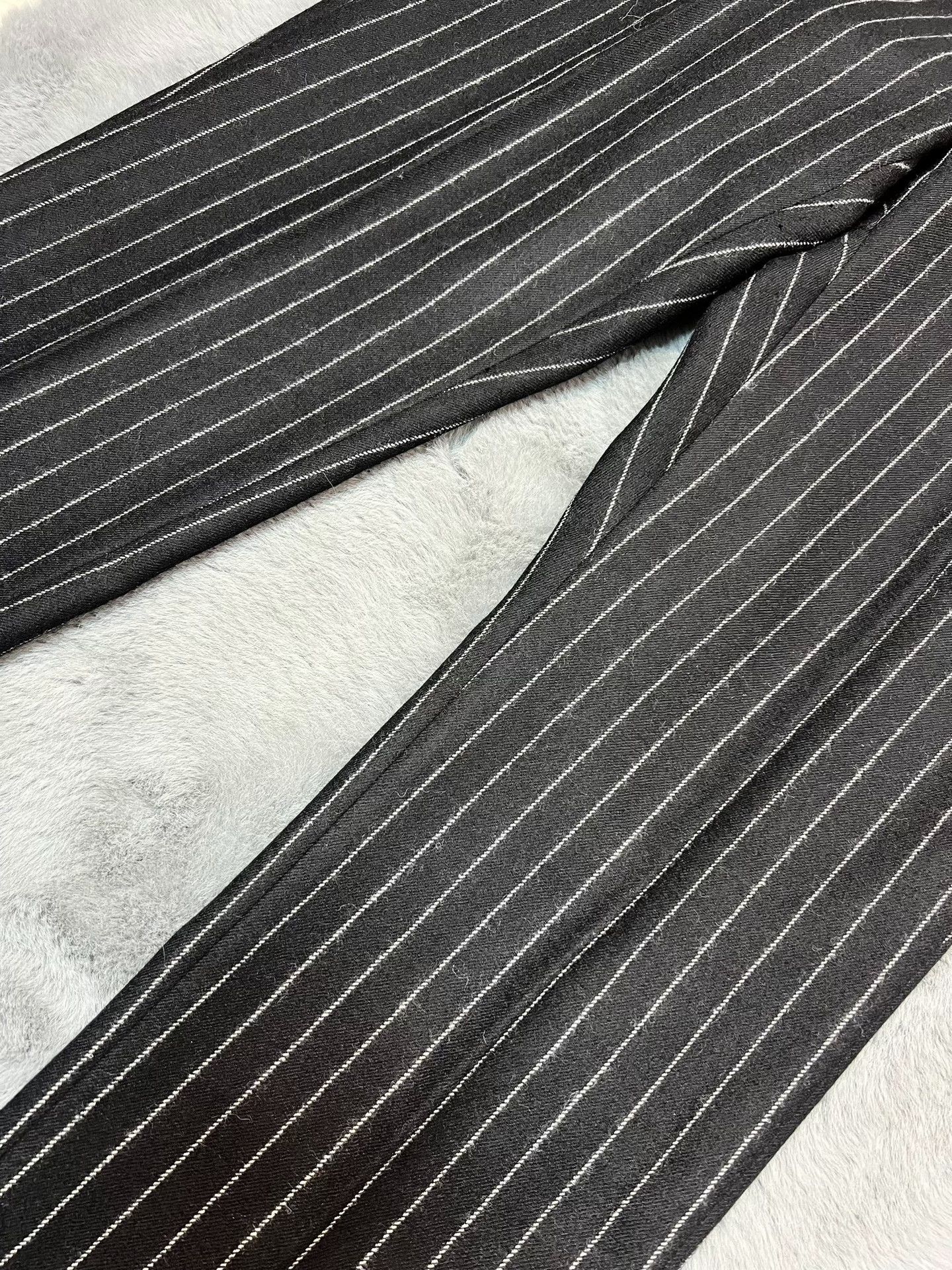 Saint Laurent Paris Saint Laurent SLP 2016 Runway Silver Striped Wool Trousers Size US 30 / EU 46 - 5 Thumbnail