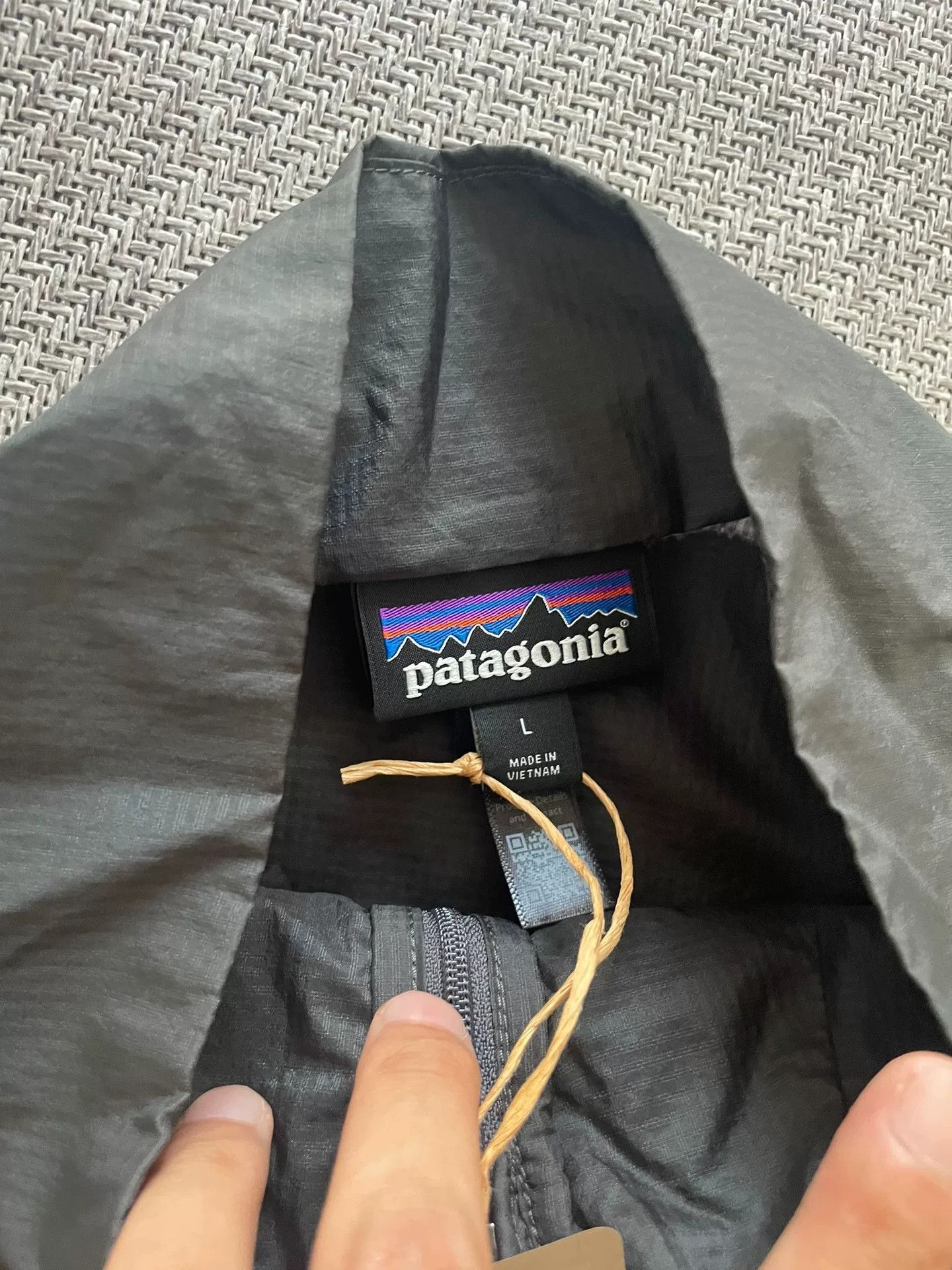 Patagonia Patagonia Men's Hooded Zip Skin Jacket Size US M / EU 48-50 / 2 - 6 Thumbnail