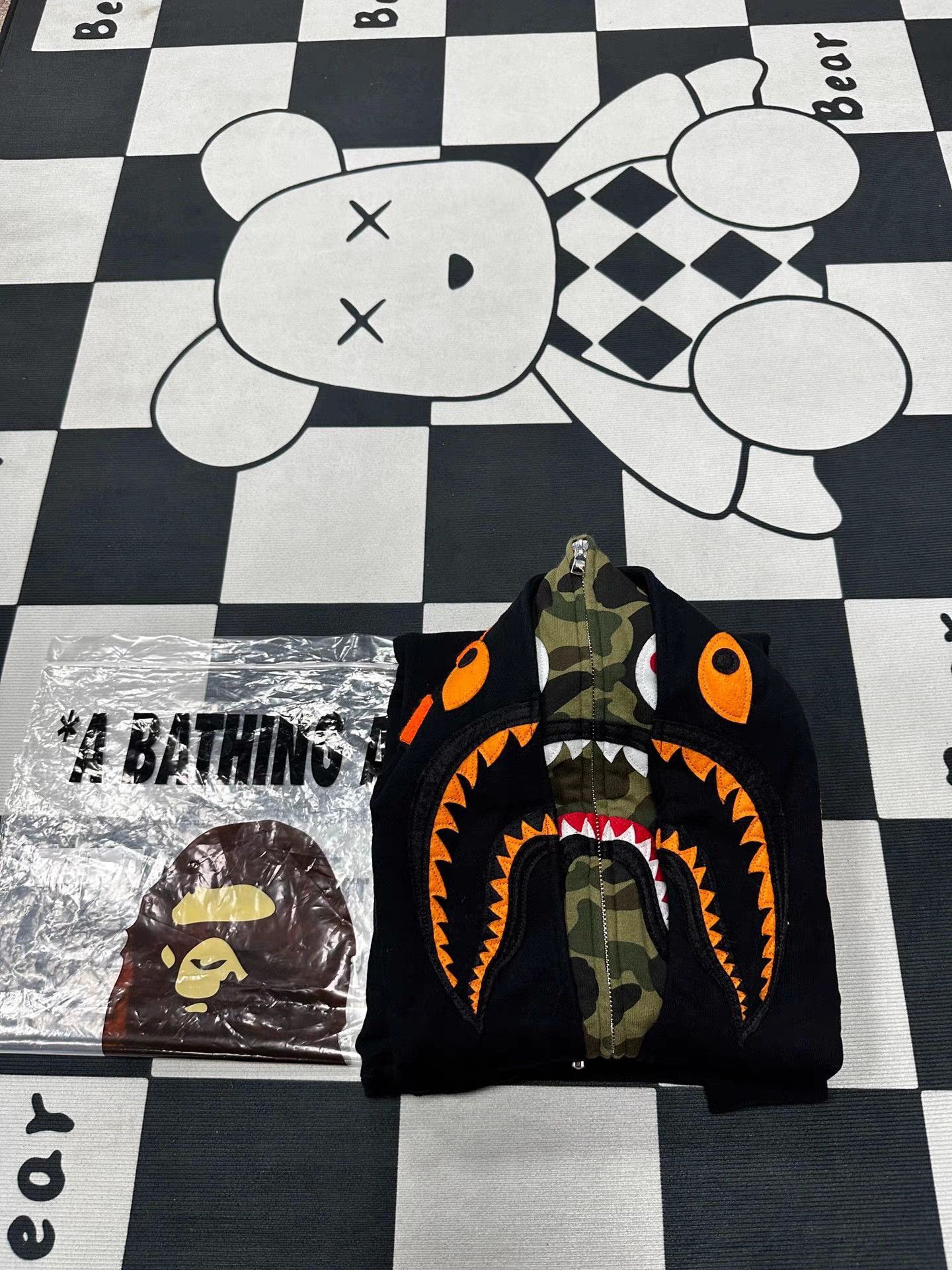 Bape Black Shark Camo Zip-Up Hoodie Size US M / EU 48-50 / 2 - 3 Thumbnail