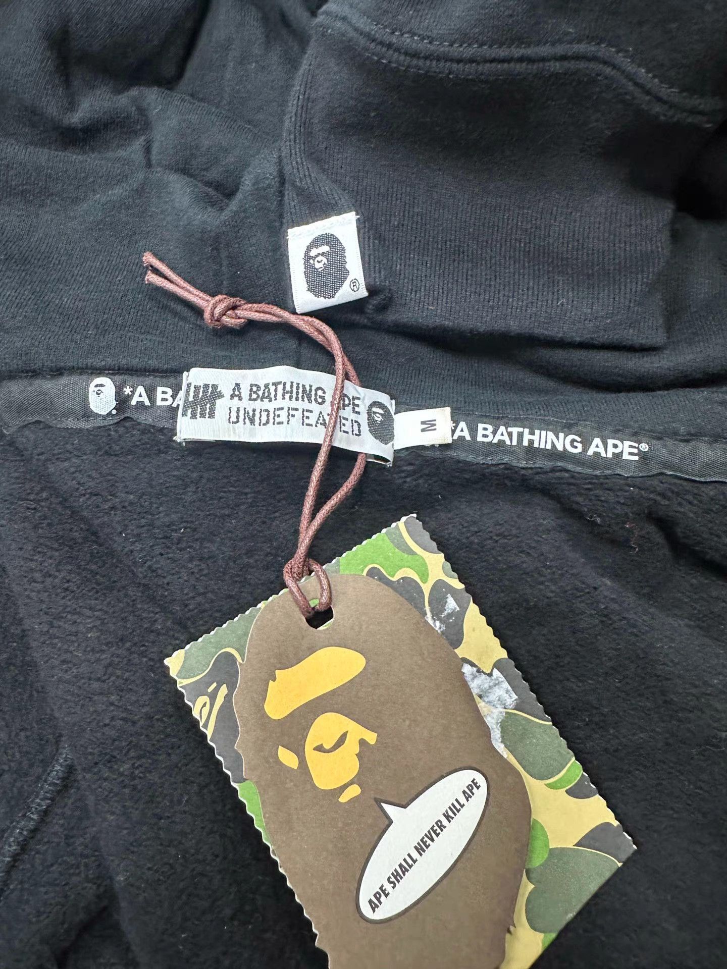 Bape Black Shark Camo Zip-Up Hoodie Size US M / EU 48-50 / 2 - 4 Thumbnail