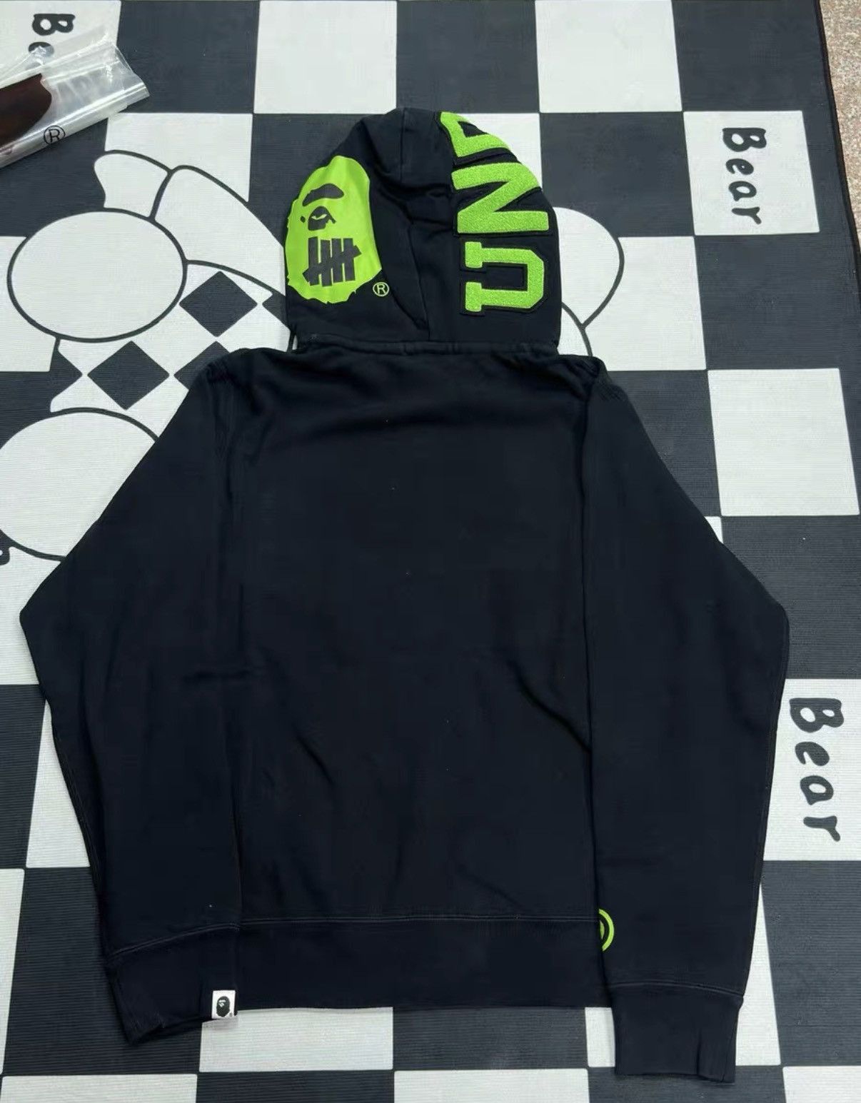 Bape Black Shark Graphic Zip-Up Hoodie - Size L Size US L / EU 52-54 / 3 - 2 Thumbnail