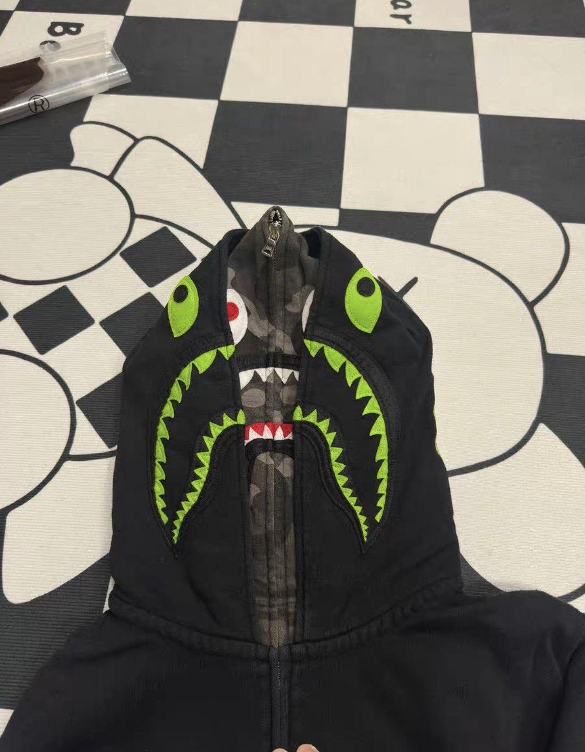 Bape Black Shark Graphic Zip-Up Hoodie - Size L Size US L / EU 52-54 / 3 - 8 Thumbnail