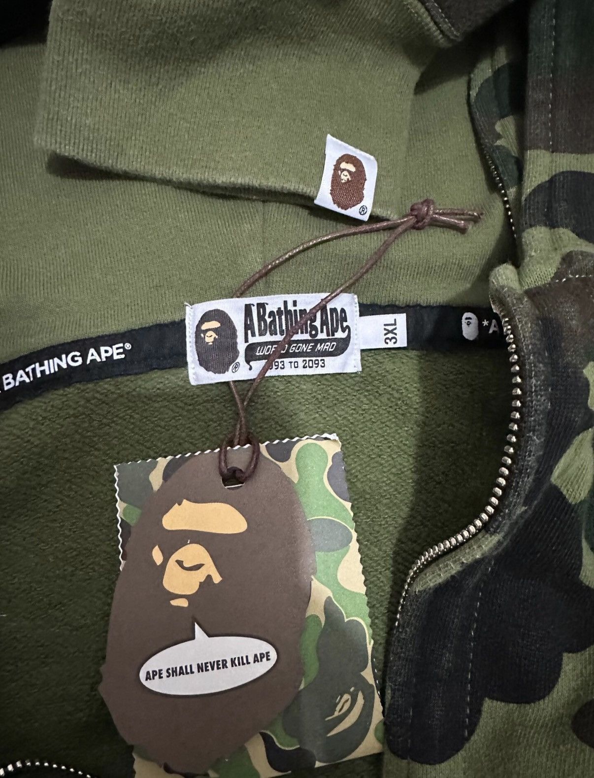 Bape Green Camo Shark Print Zip-Up Hoodie Size US XXL / EU 58 / 5 - 3 Thumbnail