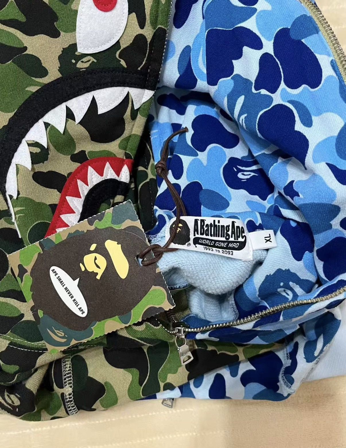 Bape Green XL Camo Shark Split Hoodie Size US XL / EU 56 / 4 - 3 Thumbnail