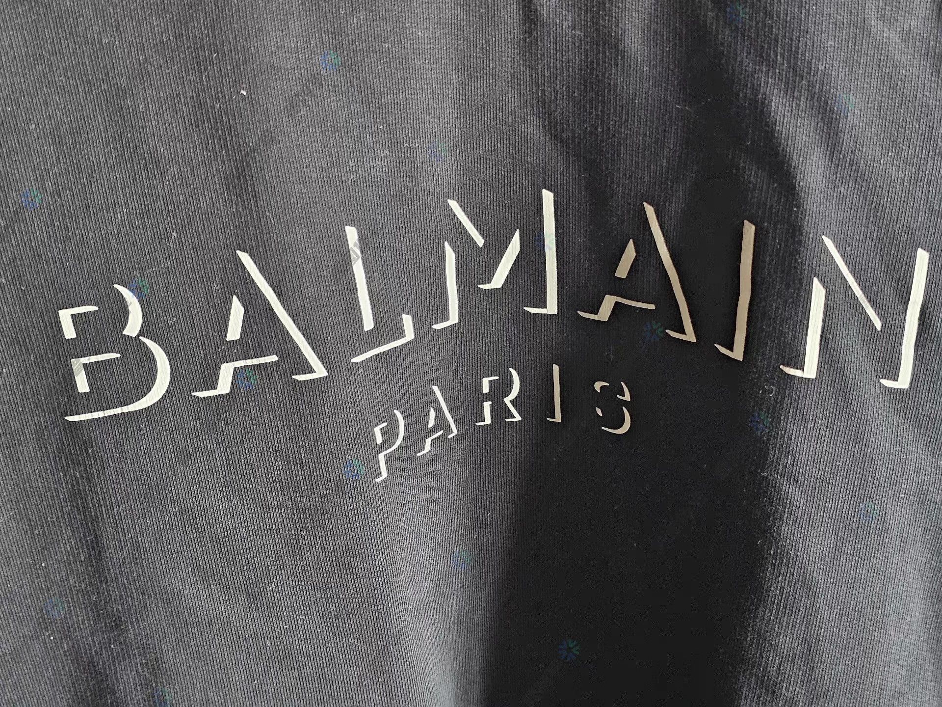 Balmain Black Crewneck Sweatshirt with Paris Print Size US M / EU 48-50 / 2 - 3 Thumbnail