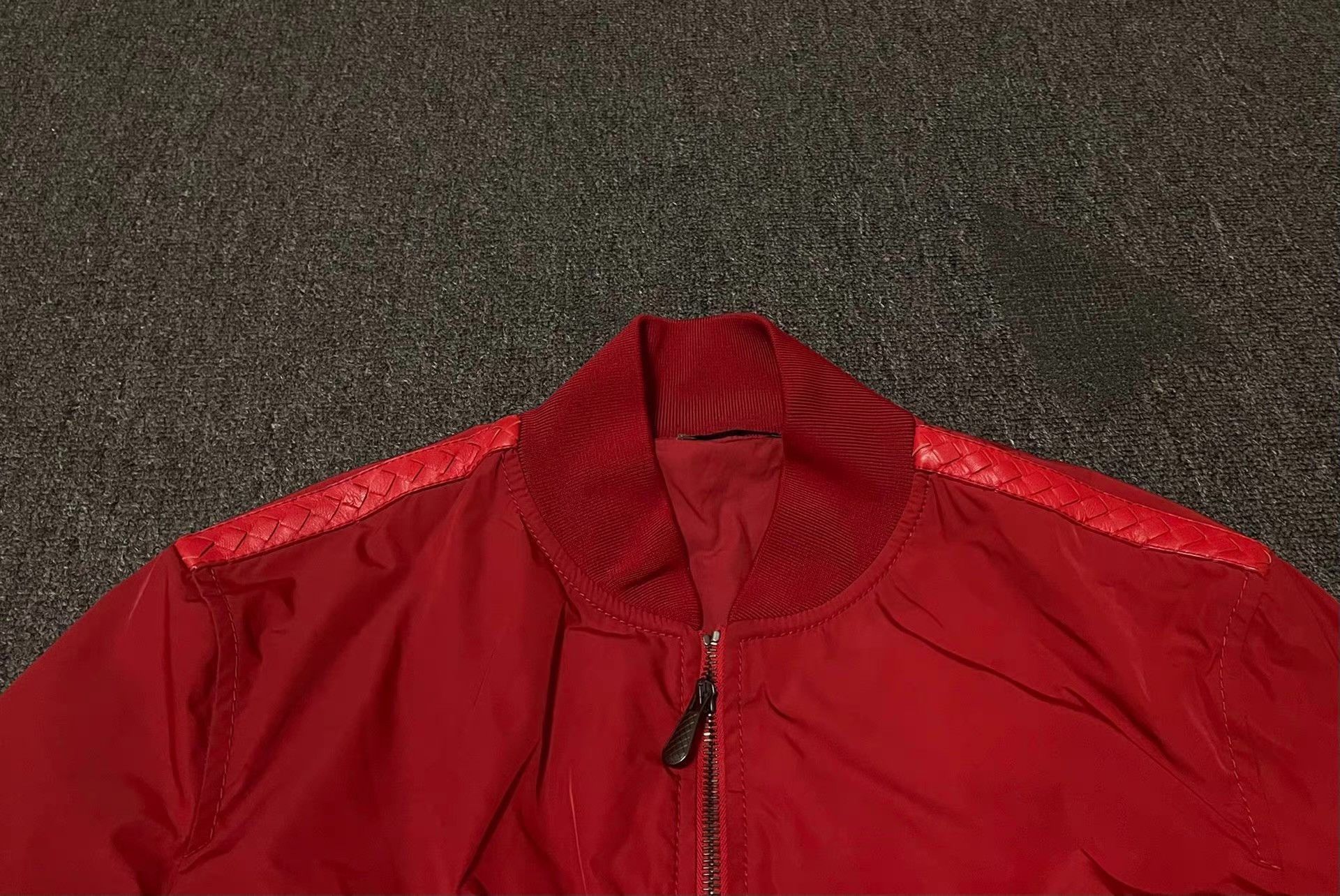 Bottega Veneta Red Bomber Jacket with Zip Closure - Size M Size US M / EU 48-50 / 2 - 3 Thumbnail