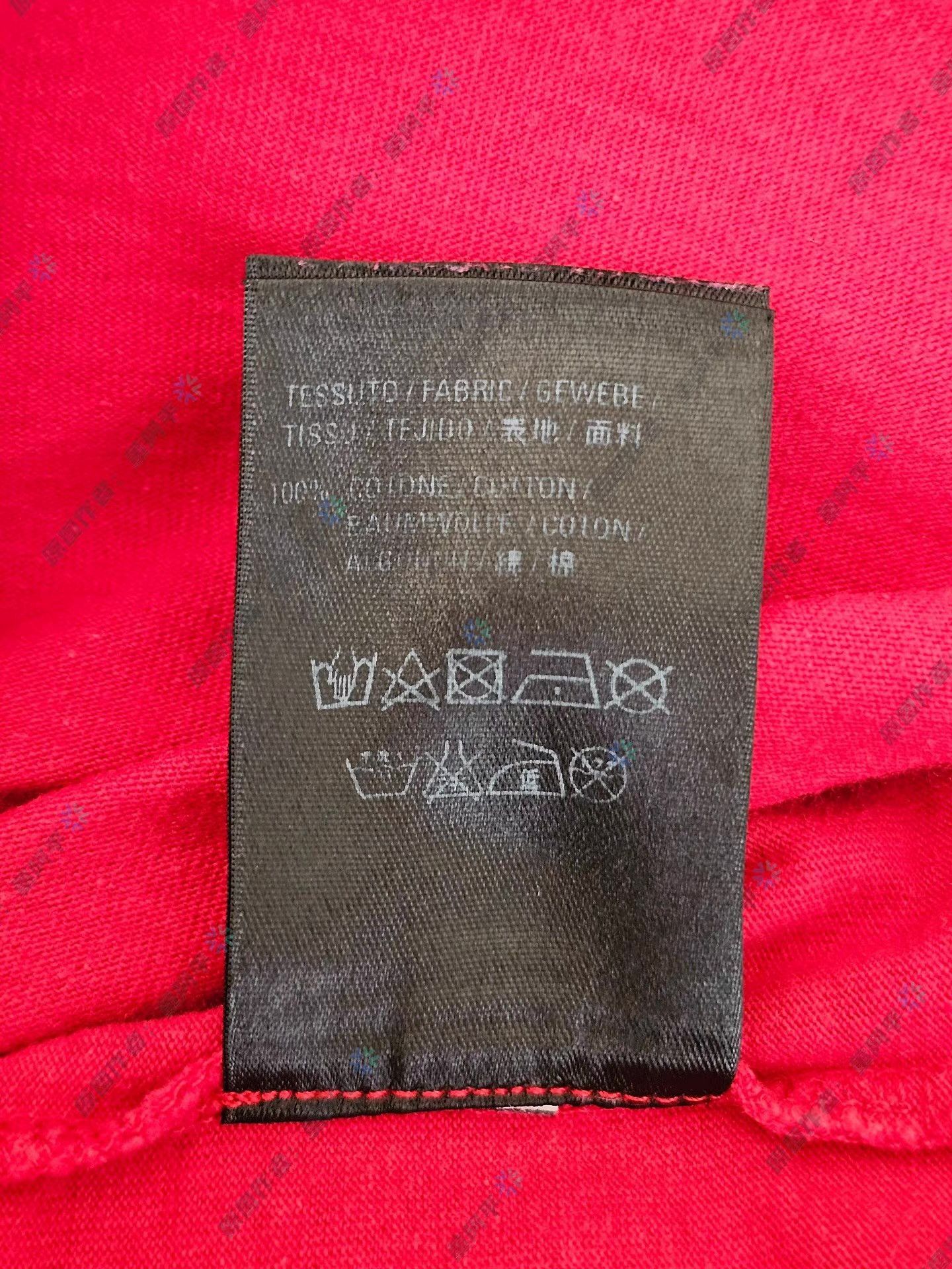 Balenciaga Red Short Sleeve Graphic Tee Size US S / EU 44-46 / 1 - 7 Thumbnail