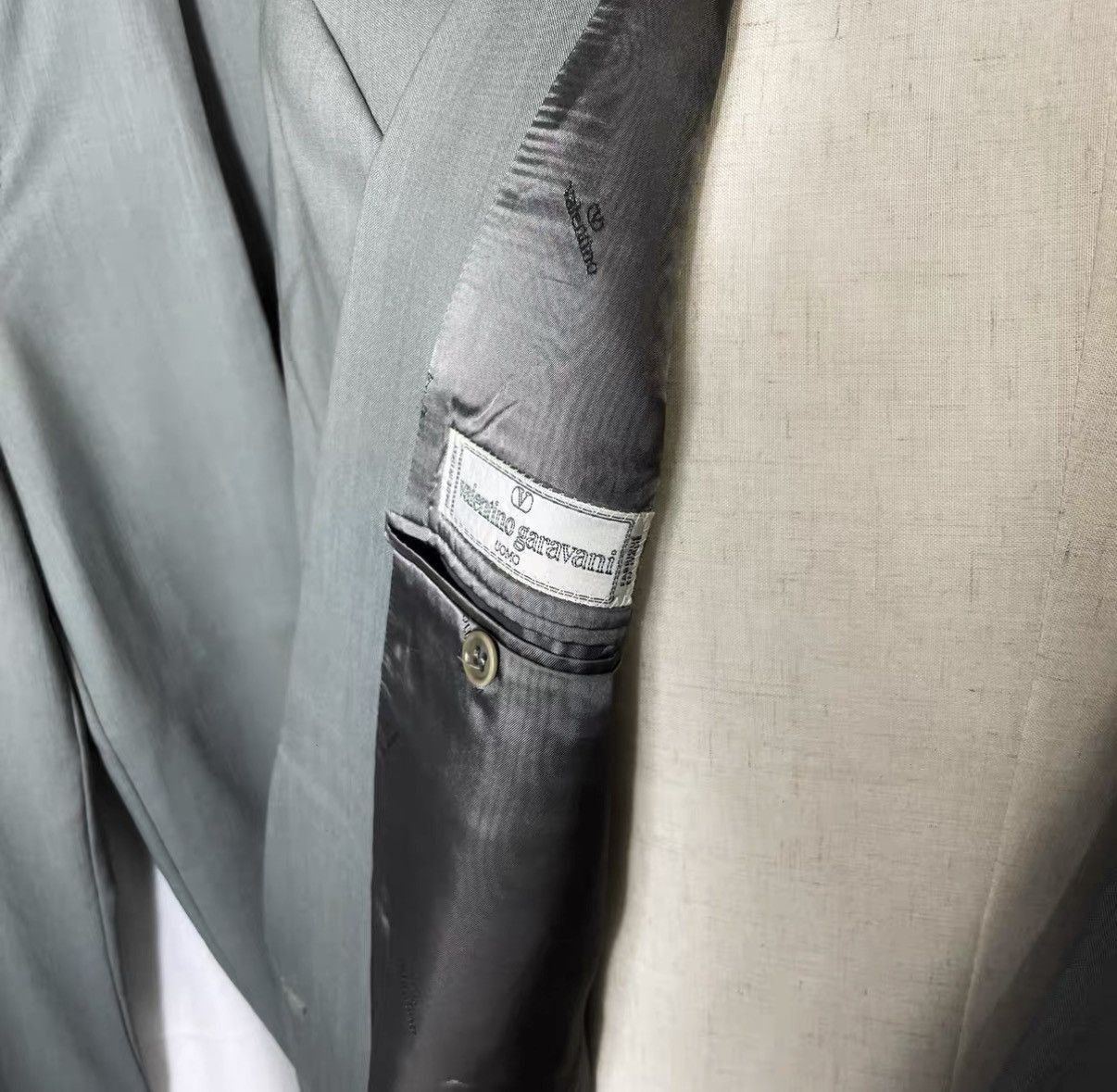 Valentino Gray Double-Breasted Suit Set Size M Size US M / EU 48-50 / 2 - 4 Thumbnail