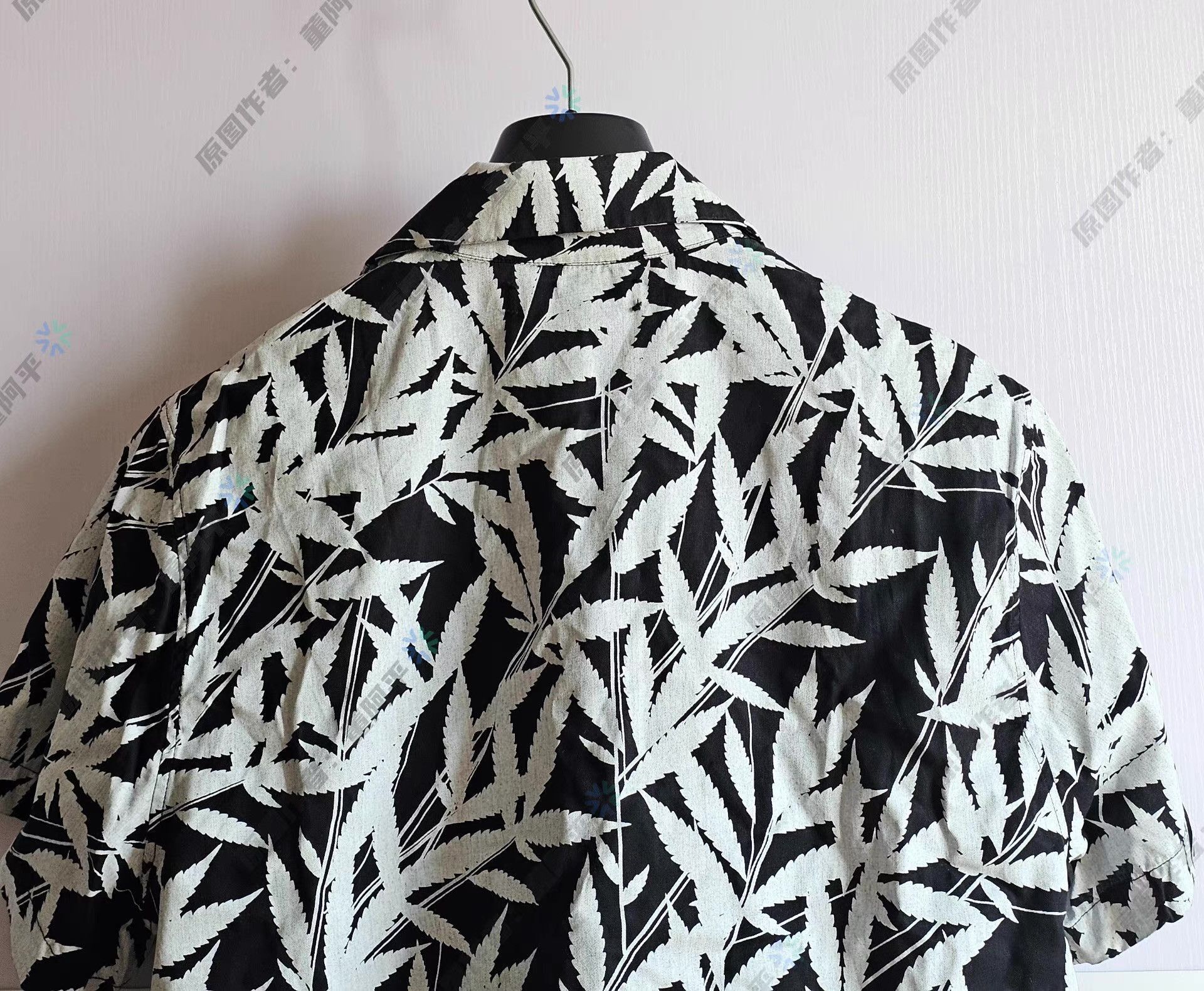 Amiri Leaf Print Short Sleeve Button-Up Shirt Size US L / EU 52-54 / 3 - 4 Thumbnail