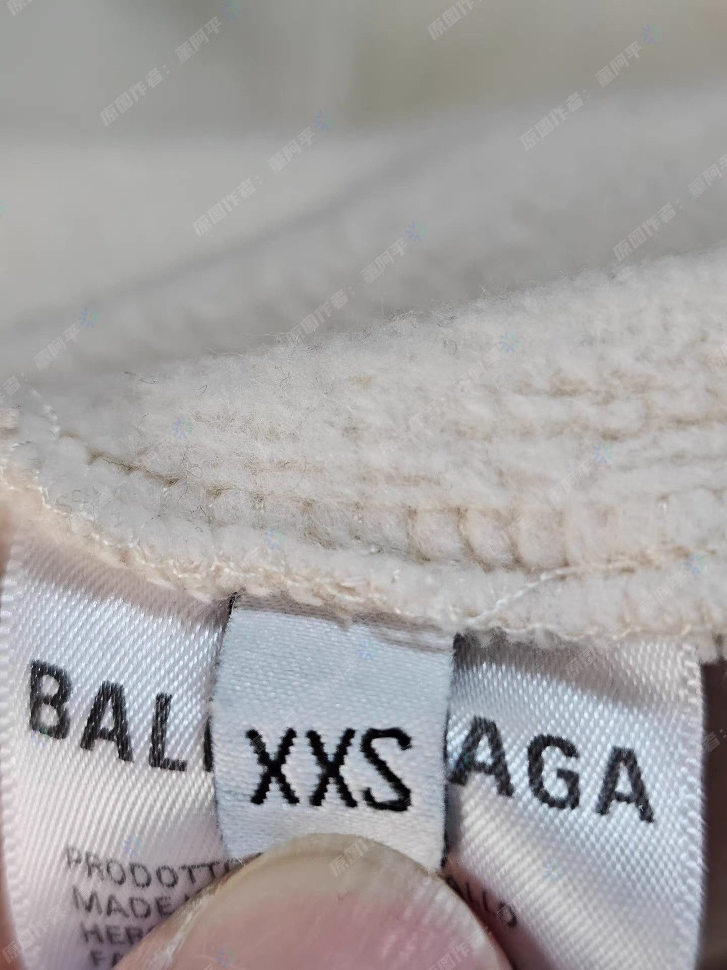 Balenciaga Beige Hoodie with Front Pocket, Size XXS Size US XXS / EU 40 - 7 Thumbnail