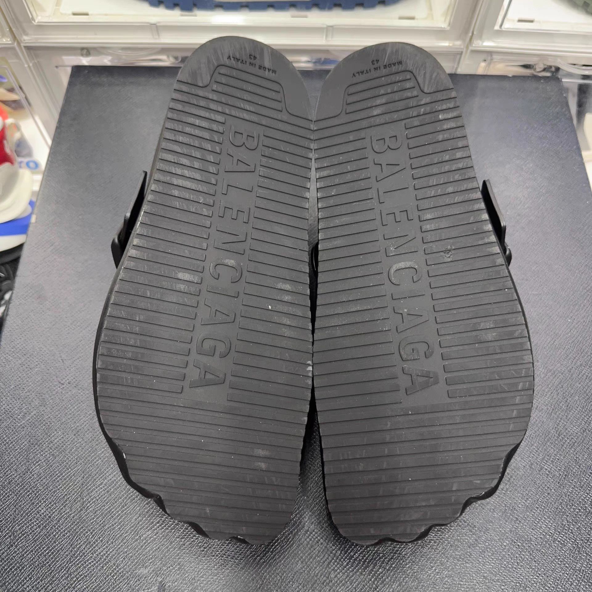 Balenciaga Black Leather Slip-On Clogs Size 10 Size US 10 / EU 43 - 6 Thumbnail