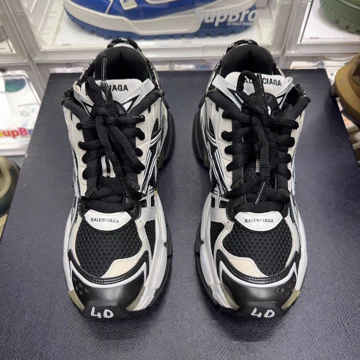 Balenciaga Black Hitop Sneakers Size 7 Size US 7 / EU 40 - 2 Thumbnail