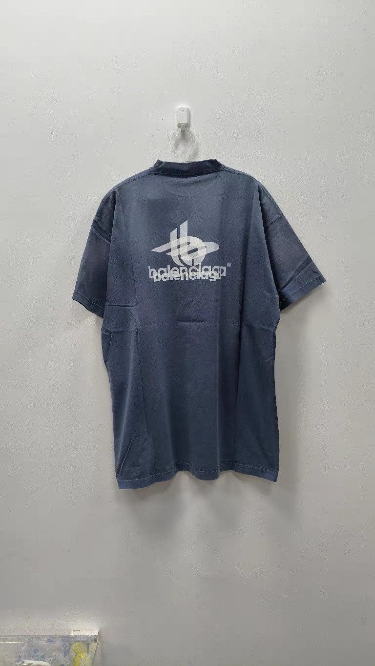 Balenciaga Blue Short-Sleeve Graphic T-Shirt Size US L / EU 52-54 / 3 - 2 Thumbnail