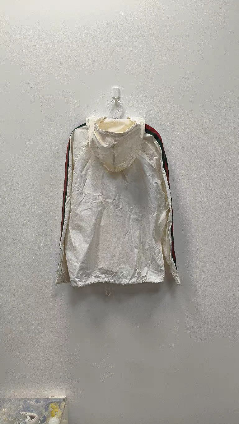 Gucci White Light Jacket with Striped Sleeves Size M Size US M / EU 48-50 / 2 - 2 Thumbnail