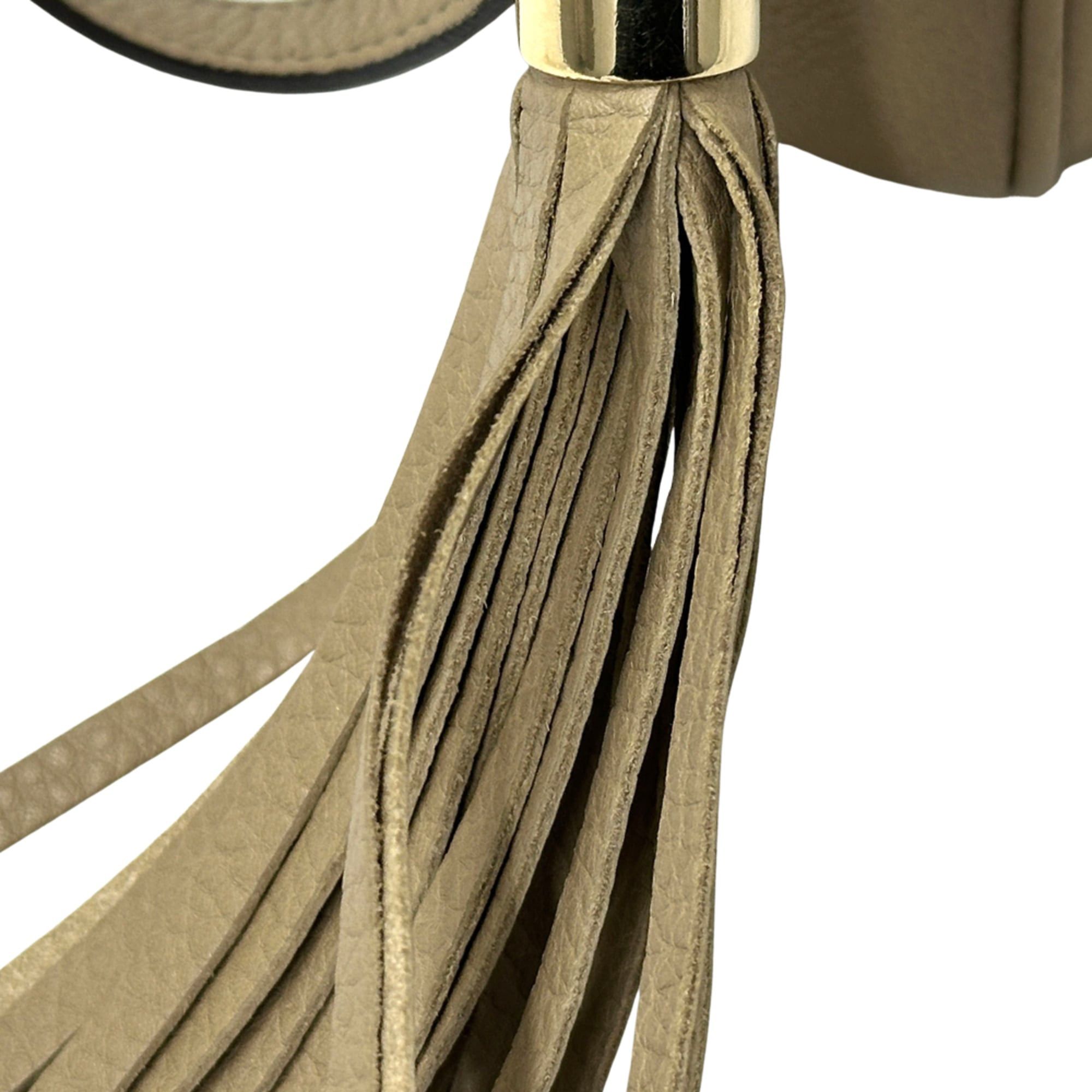 Gucci Gucci women's handbag, Interlocking G design, leather shoulder bag, Soho style, beige, 308364, with tassel, crossbody style. Size ONE SIZE - 13 Thumbnail