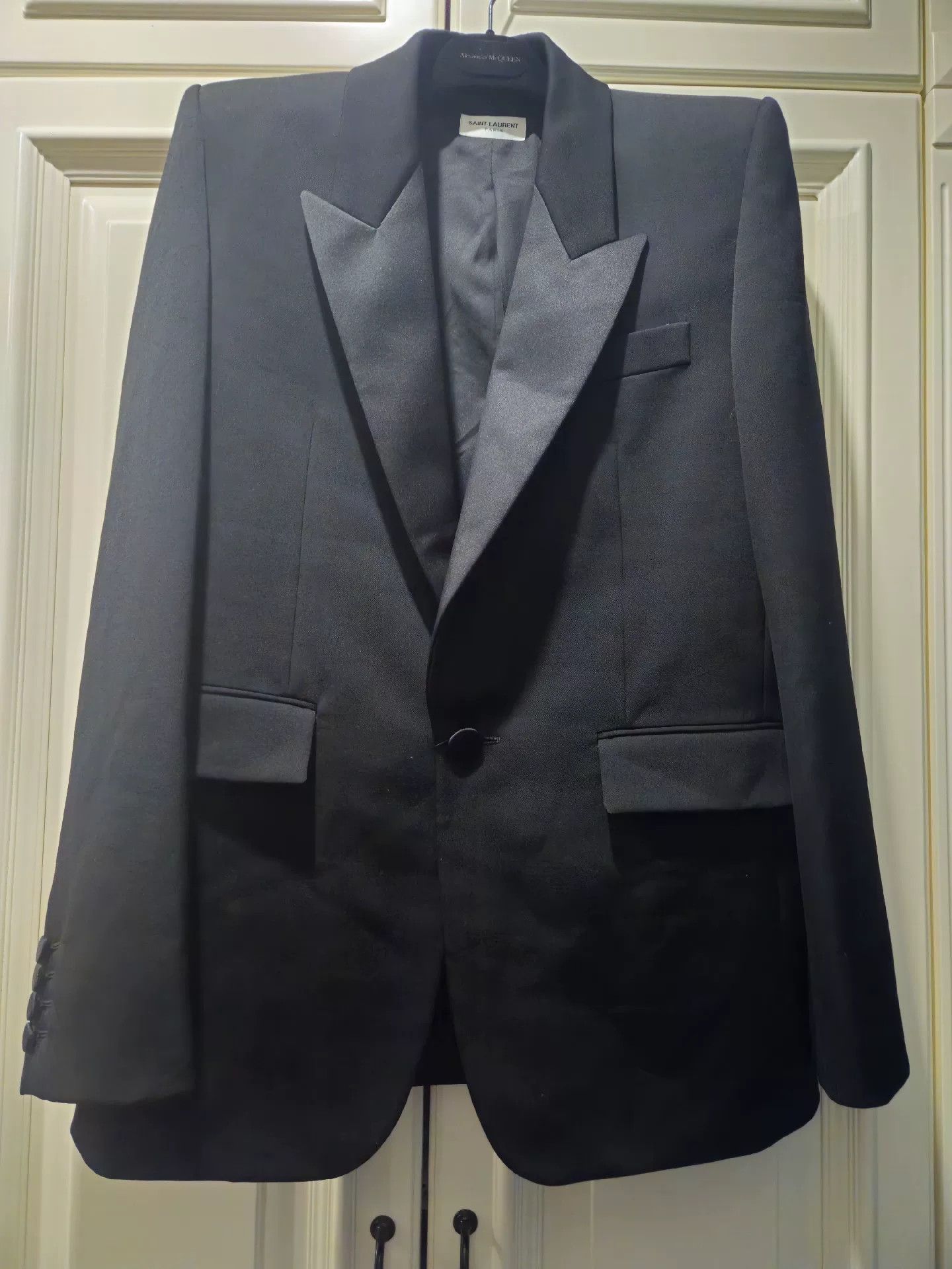 Saint Laurent Paris Saint Laurent Black Satin Lapel Blazer Size US S / EU 44-46 / 1 - 4 Thumbnail