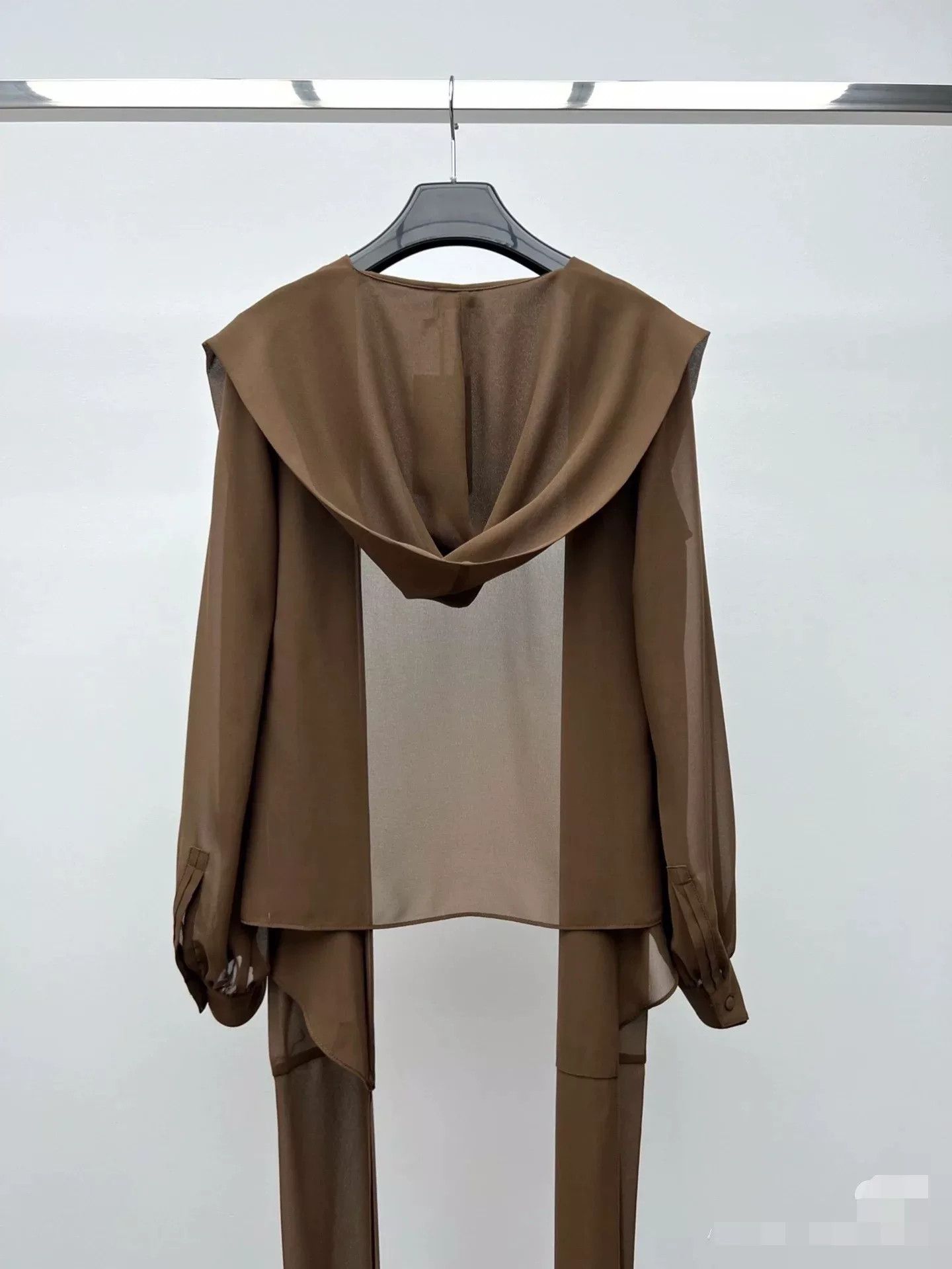 Saint Laurent Paris Saint Laurent Brown Silk Hooded Shirt Size XXS / US 00 / IT 34 - 2 Thumbnail