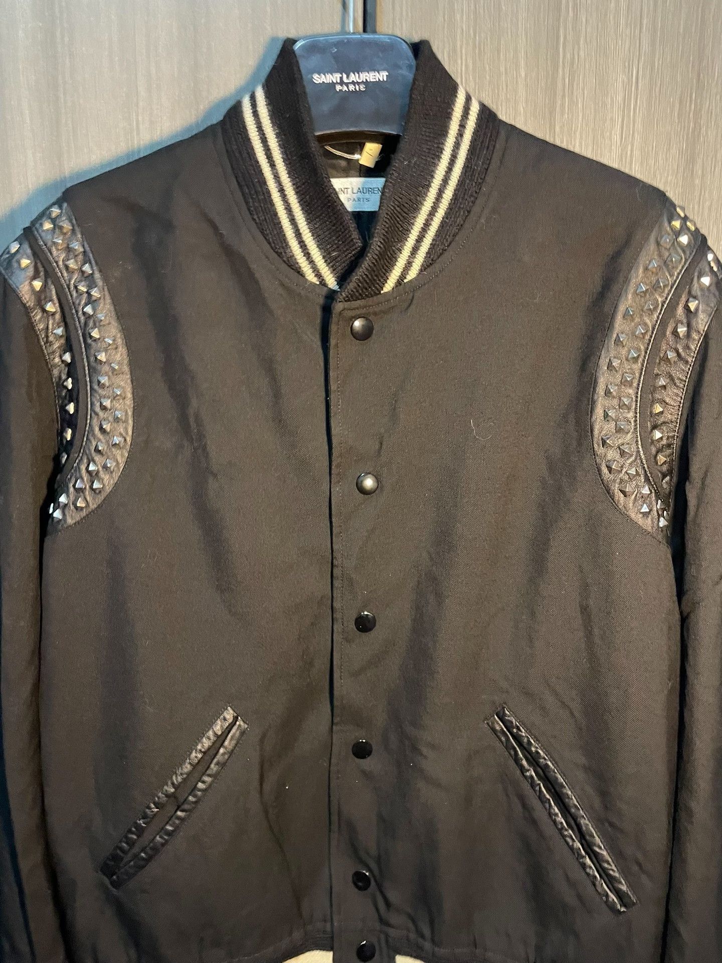 Saint Laurent Paris Saint Laurent Studded Leather Shoulder Jacket Size US L / EU 52-54 / 3 - 3 Thumbnail