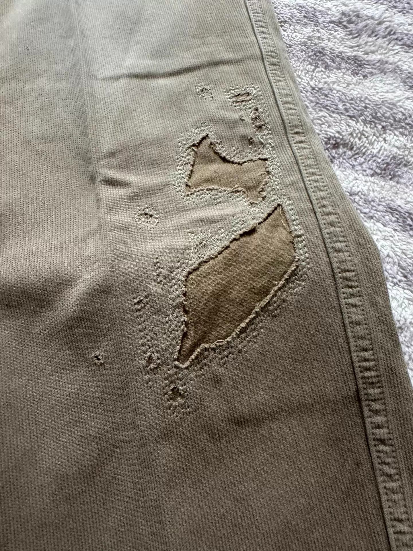 Visvim Beige Distressed Casual Pants Size 32 Size US 32 / EU 48 - 2 Thumbnail