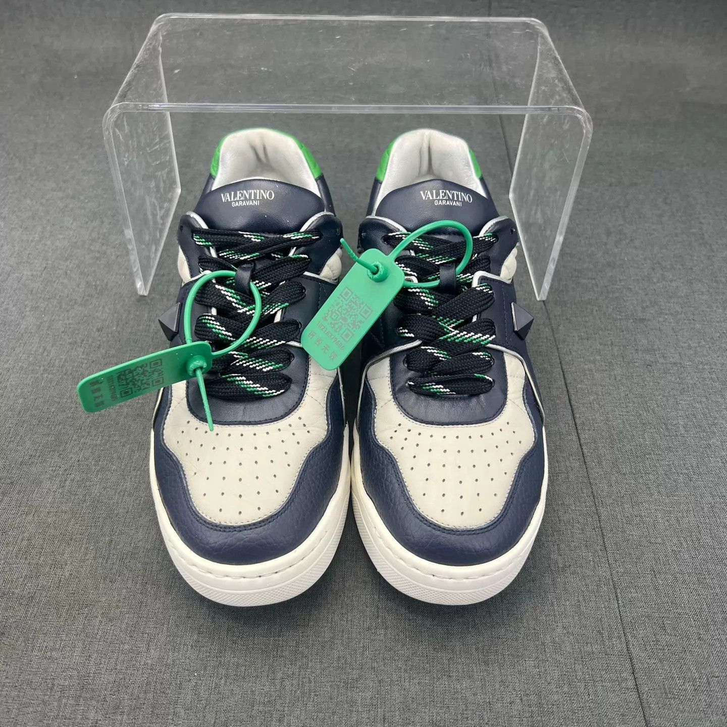 Valentino Blue Low-Top Sneakers Size 9 Size US 9 / EU 42 - 4 Thumbnail