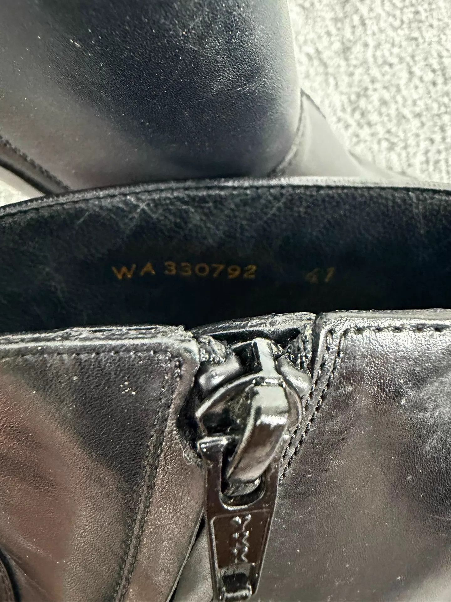 Yves Saint Laurent Black Leather Ankle Boots Size 8 Size US 8 / EU 41 - 5 Thumbnail