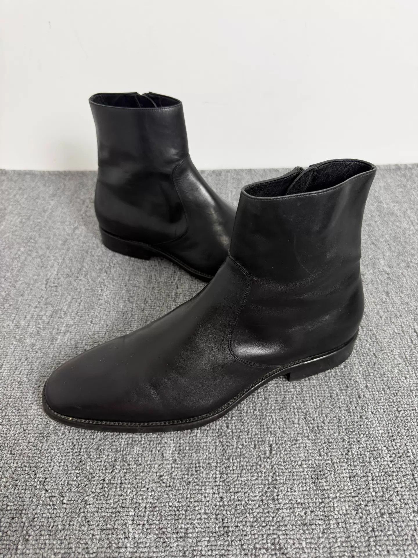 Yves Saint Laurent Black Leather Ankle Boots Size 8 Size US 8 / EU 41 - 3 Thumbnail