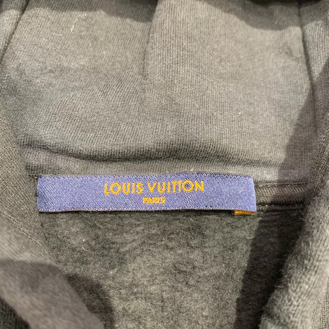 Louis Vuitton Black Striped Sleeve Hoodie with Front Pocket Size US M / EU 48-50 / 2 - 4 Thumbnail