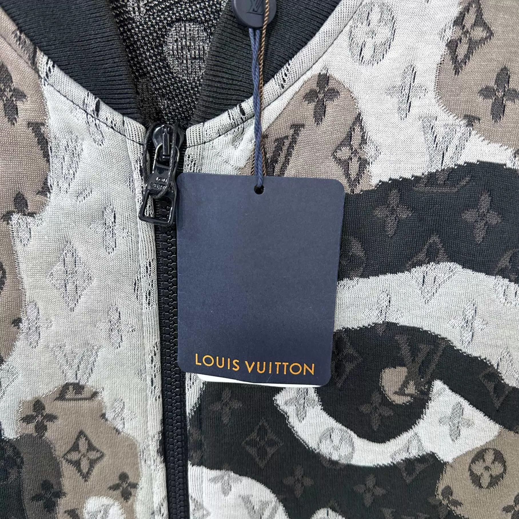 Louis Vuitton Multi Print Zip-Up Bomber Jacket Size S Size US S / EU 44-46 / 1 - 5 Thumbnail