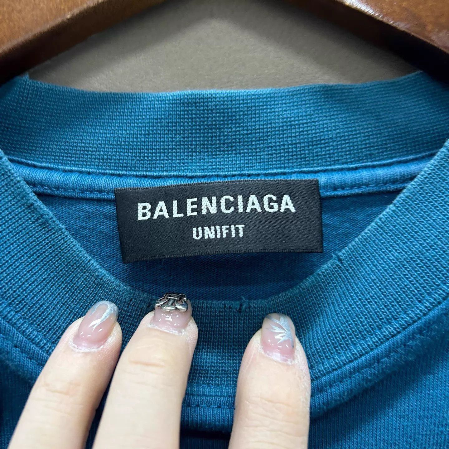 Balenciaga Blue Distressed Long Sleeve Graphic Shirt Size US L / EU 52-54 / 3 - 3 Thumbnail