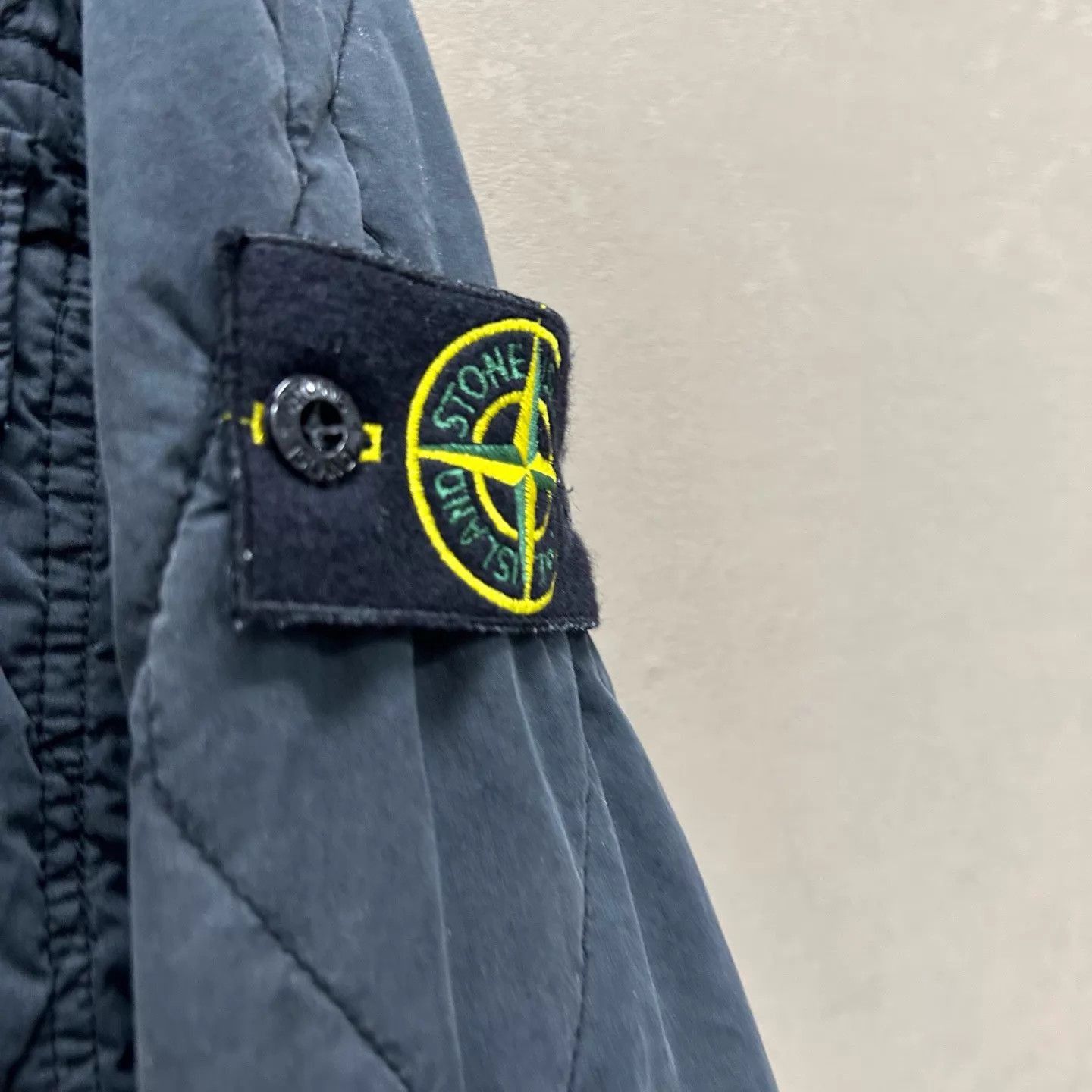 Stone Island Blue Quilted Light Jacket with Button Front - Size S Size US S / EU 44-46 / 1 - 3 Thumbnail