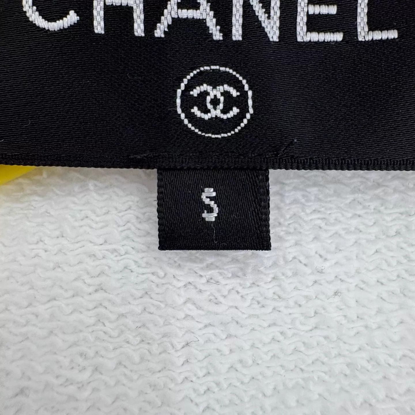 Chanel White Zip-Up Hoodie with Drawstring - Size S Size US S / EU 44-46 / 1 - 4 Thumbnail