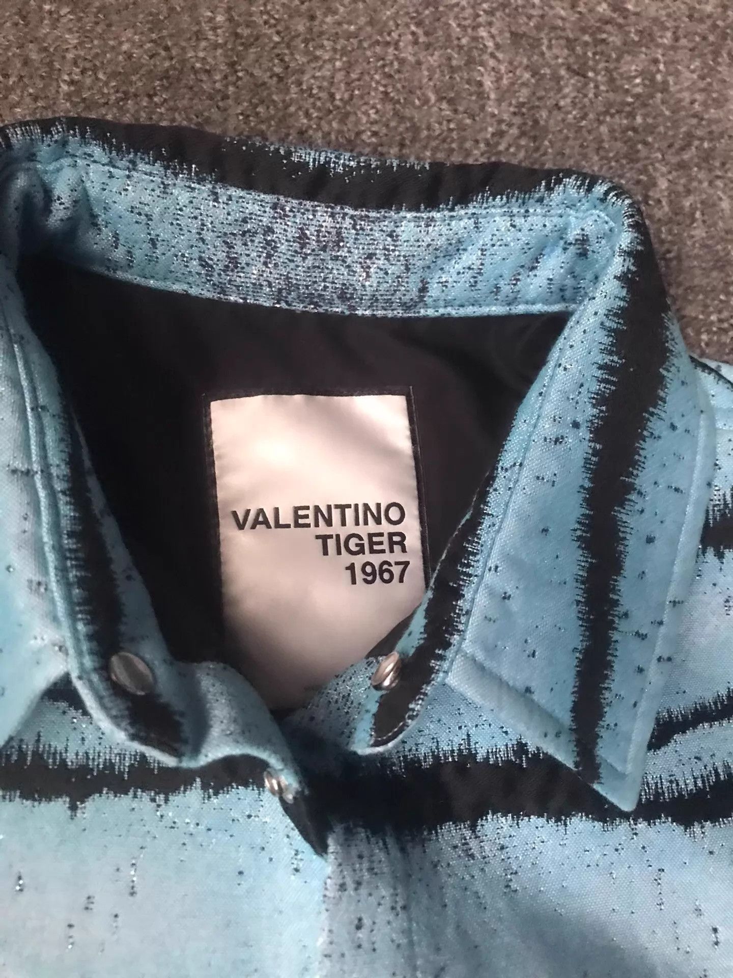 Valentino Blue Striped Long Sleeve Button-Up Shirt Size US M / EU 48-50 / 2 - 4 Thumbnail